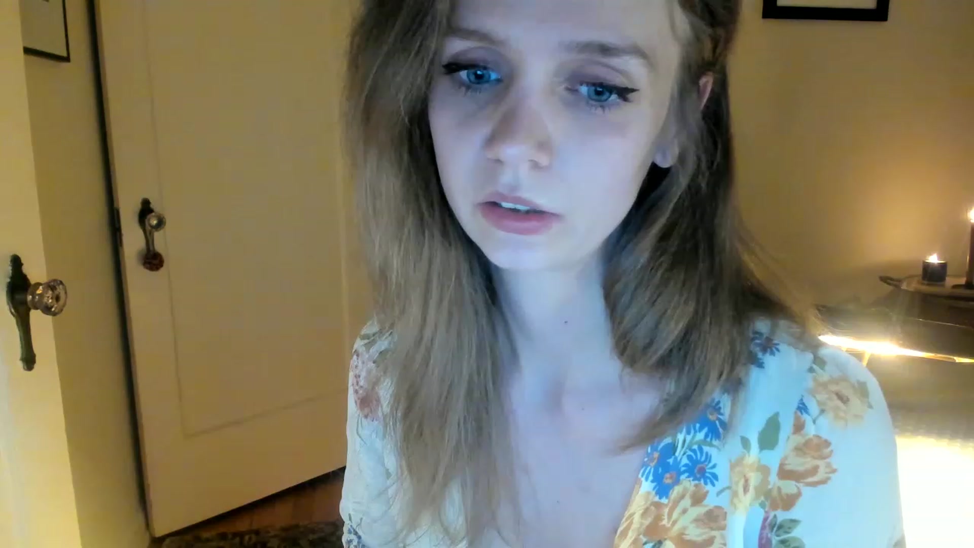 Gallery image thumbnail from muffinmoon's myfreecams stream on, 06/08/2023, 05:20 image 8 of 20