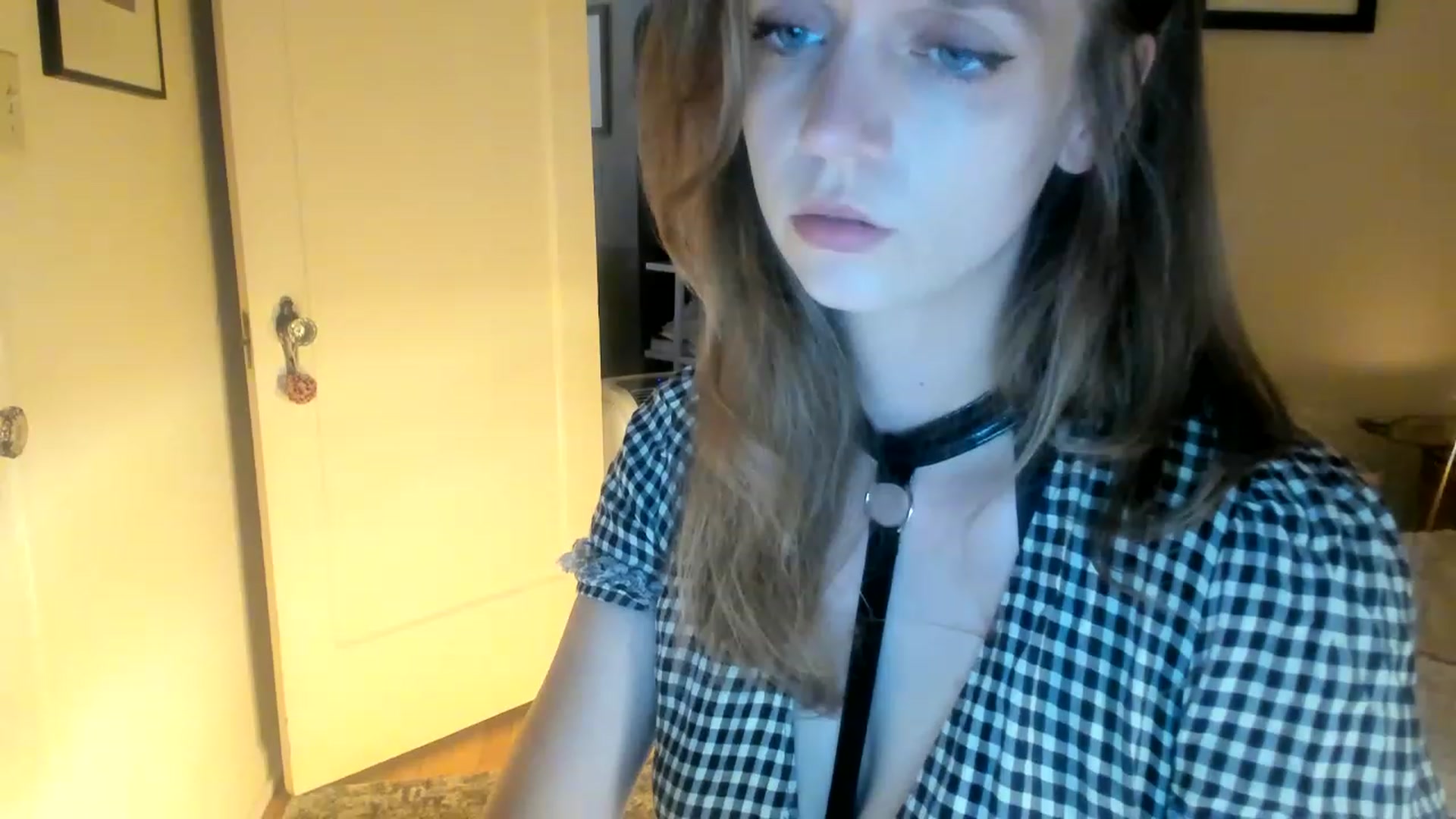 Gallery image thumbnail from muffinmoon's myfreecams stream on, 06/15/2023, 05:48 image 7 of 20