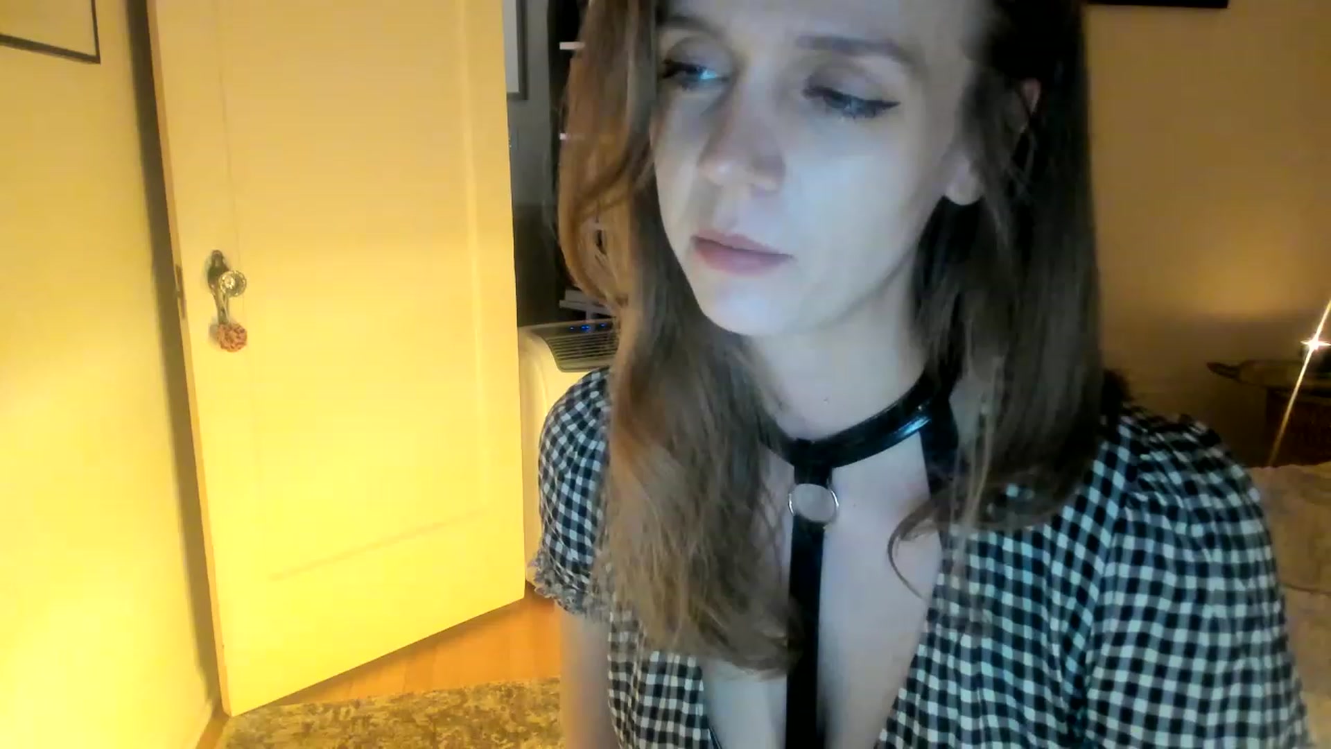 Gallery image thumbnail from muffinmoon's myfreecams stream on, 06/15/2023, 05:48 image 5 of 20