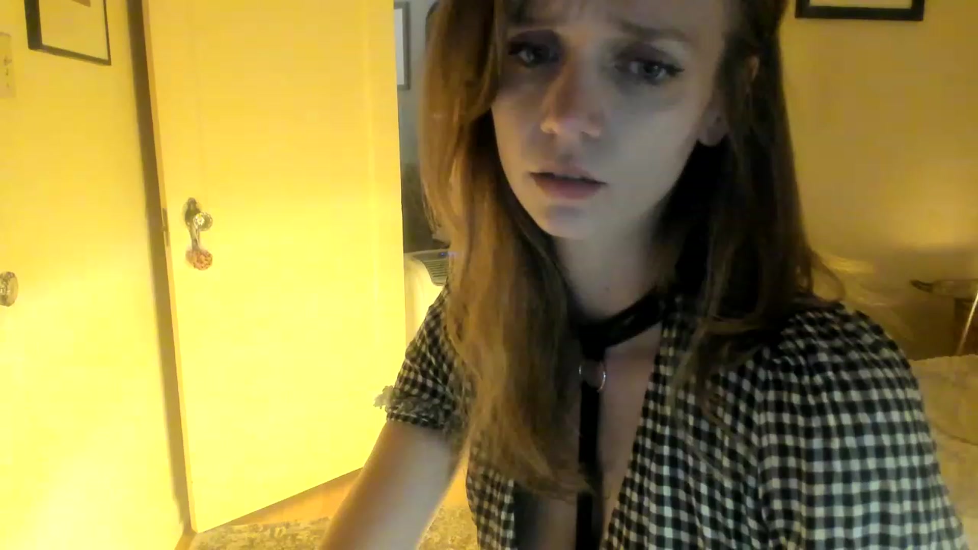 Gallery image thumbnail from muffinmoon's myfreecams stream on, 06/15/2023, 05:48 image 6 of 20