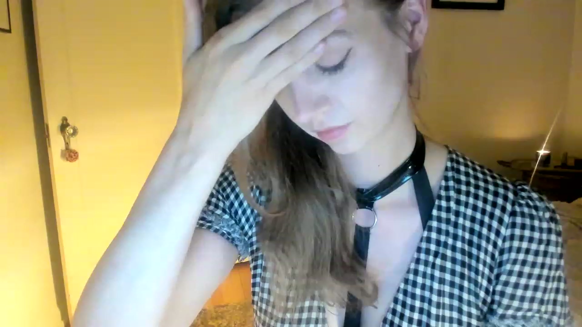 Gallery image thumbnail from muffinmoon's myfreecams stream on, 06/15/2023, 05:48 image 15 of 20