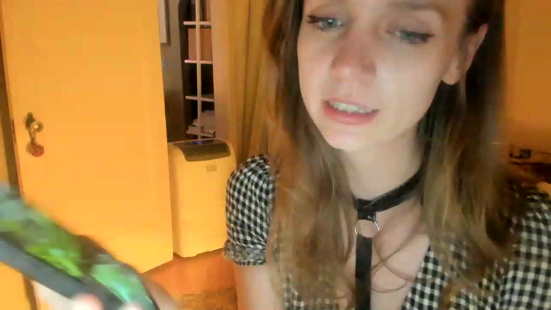 Gallery image thumbnail from muffinmoon's myfreecams stream on, 06/15/2023, 05:48 image 19 of 20