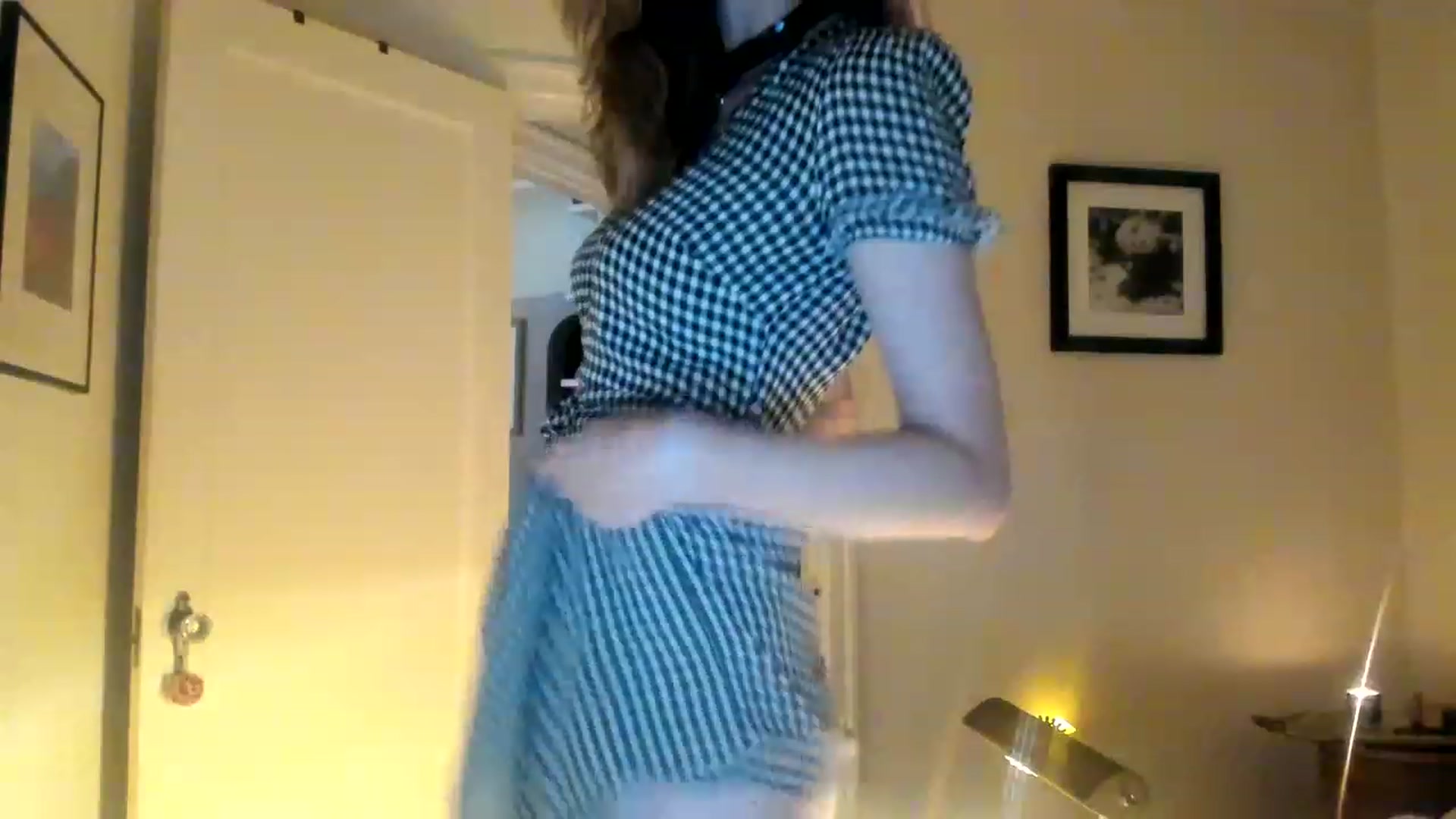 Gallery image thumbnail from muffinmoon's myfreecams stream on, 06/15/2023, 05:48 image 12 of 20