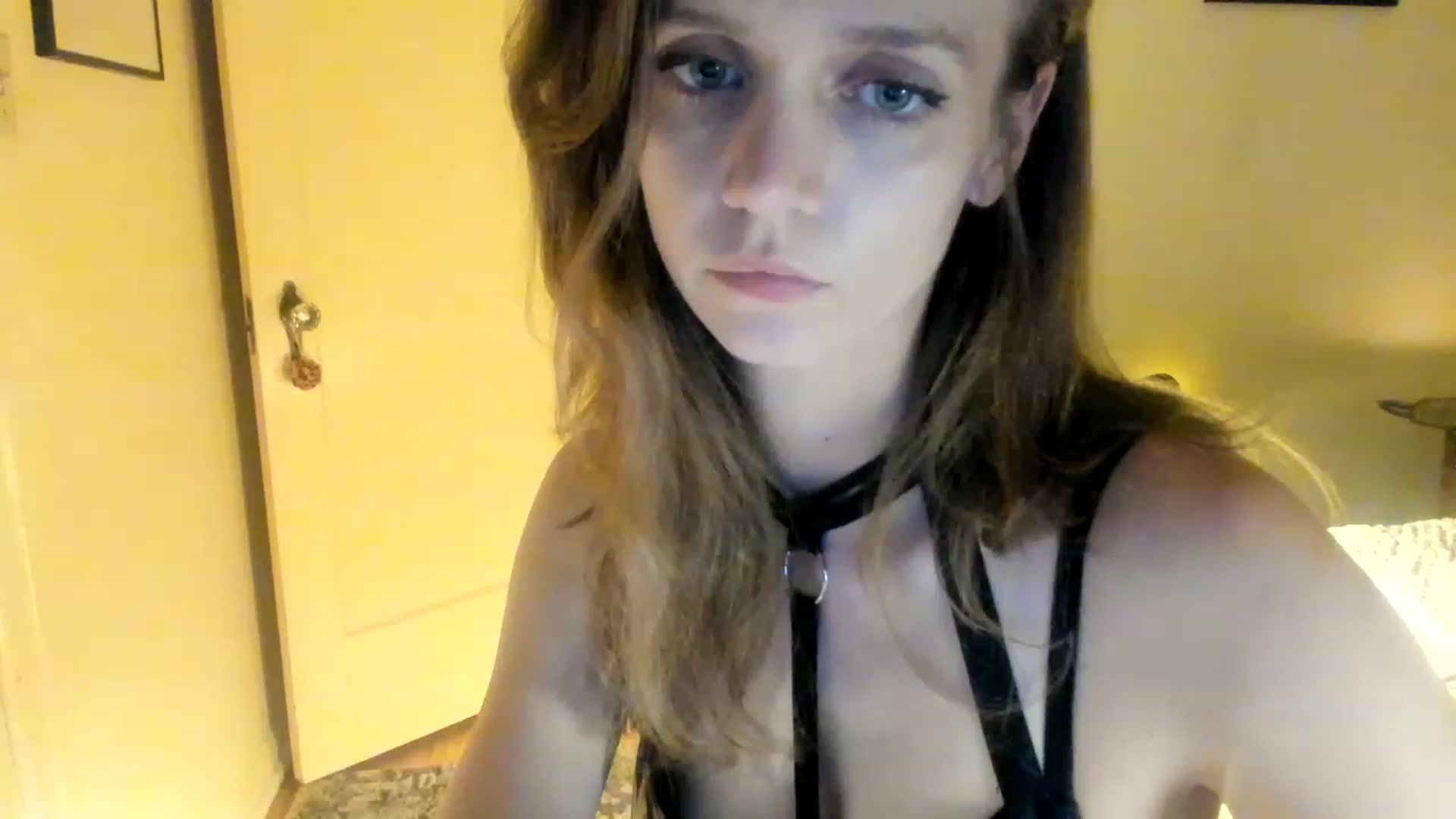 Gallery image thumbnail from muffinmoon's myfreecams stream on, 06/15/2023, 06:47 image 7 of 20