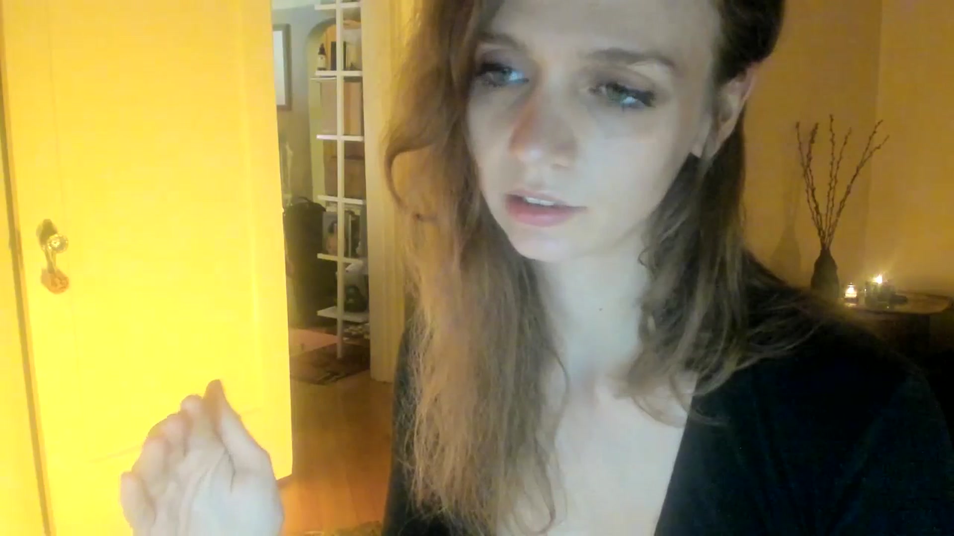 Gallery image thumbnail from muffinmoon's myfreecams stream on, 06/29/2023, 06:12 image 12 of 20