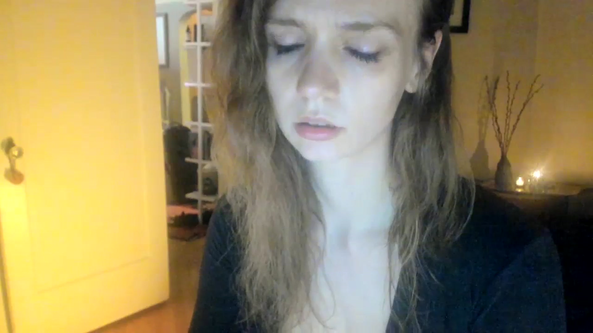 Gallery image thumbnail from muffinmoon's myfreecams stream on, 06/29/2023, 06:12 image 3 of 20