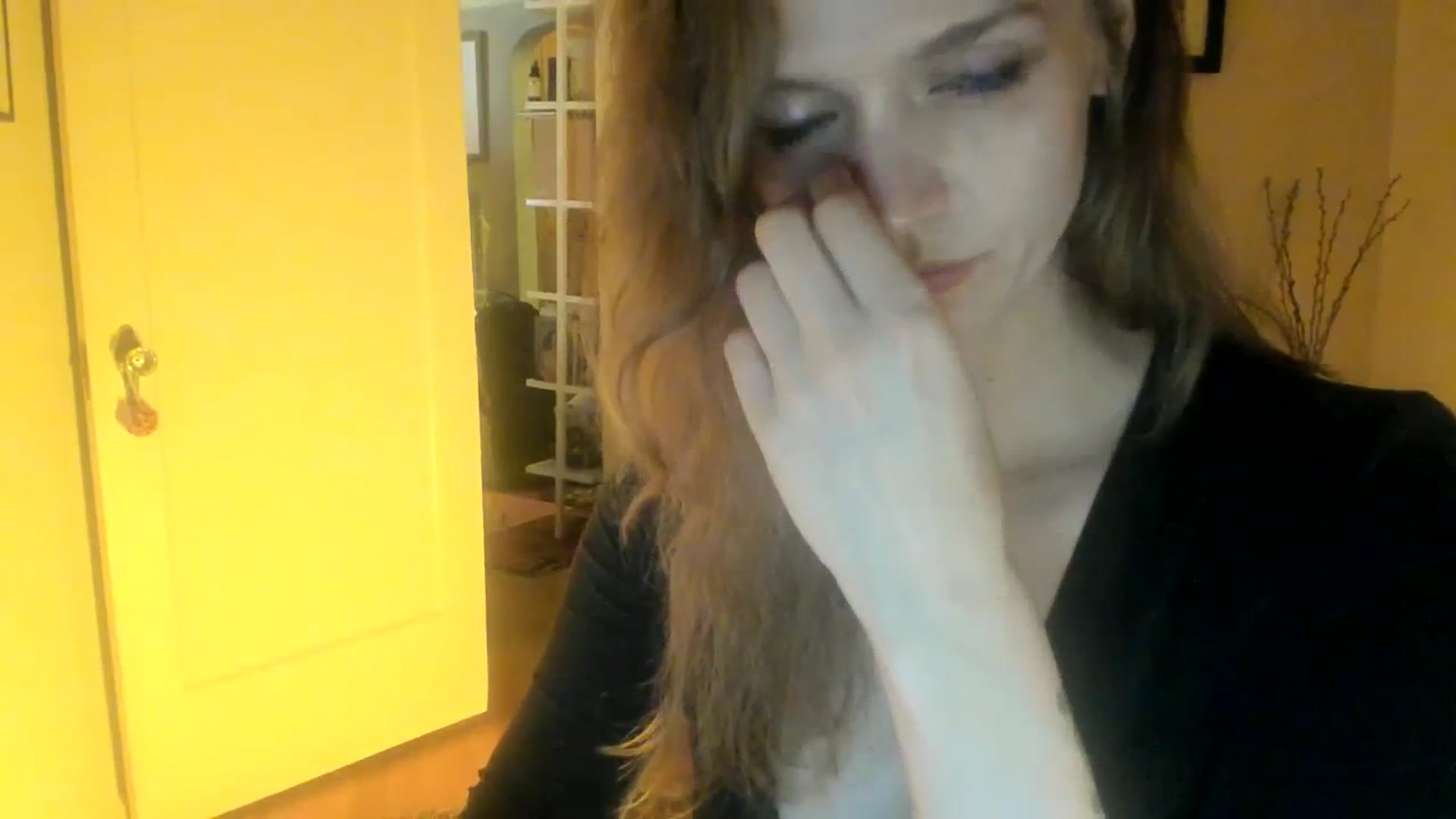 Gallery image thumbnail from muffinmoon's myfreecams stream on, 06/29/2023, 06:12 image 10 of 20