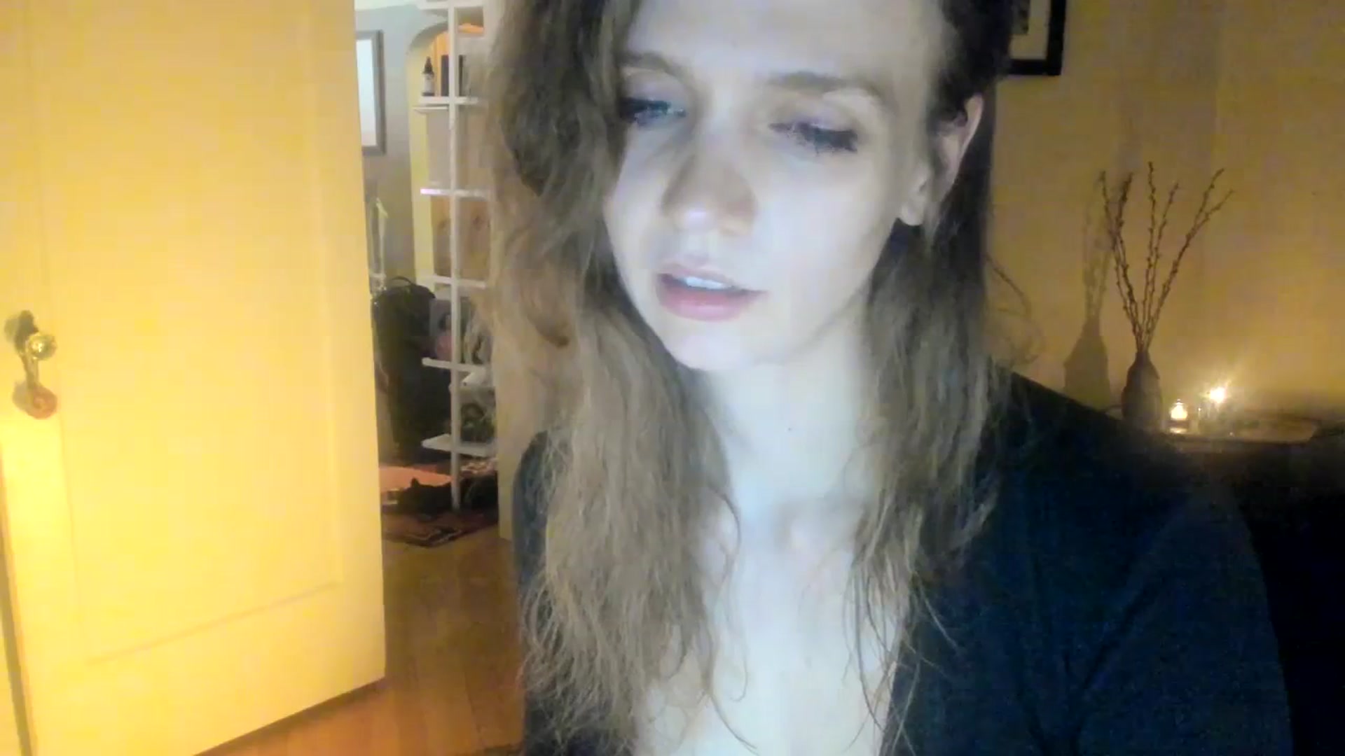 Gallery image thumbnail from muffinmoon's myfreecams stream on, 06/29/2023, 06:12 image 4 of 20