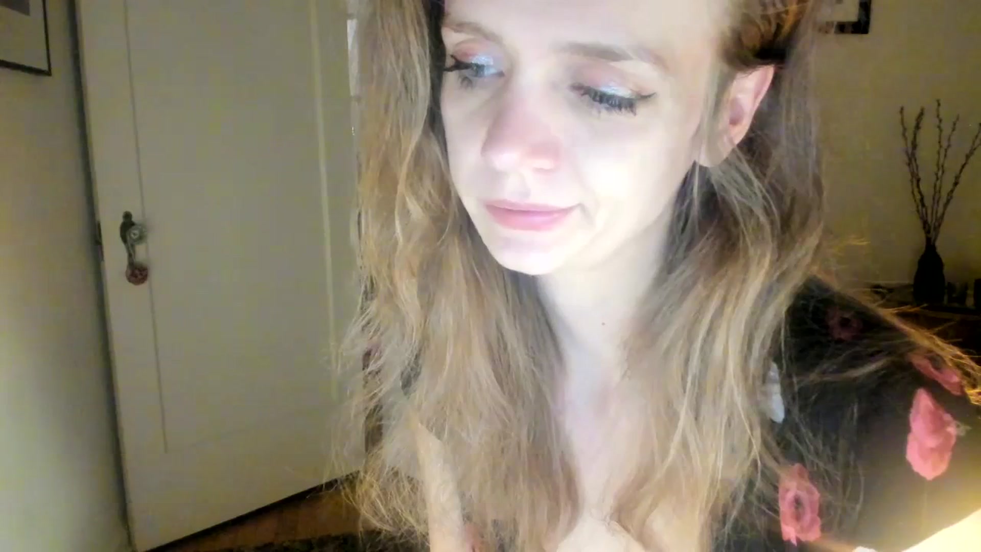 Gallery image thumbnail from muffinmoon's myfreecams stream on, 07/01/2023, 06:02 image 4 of 20