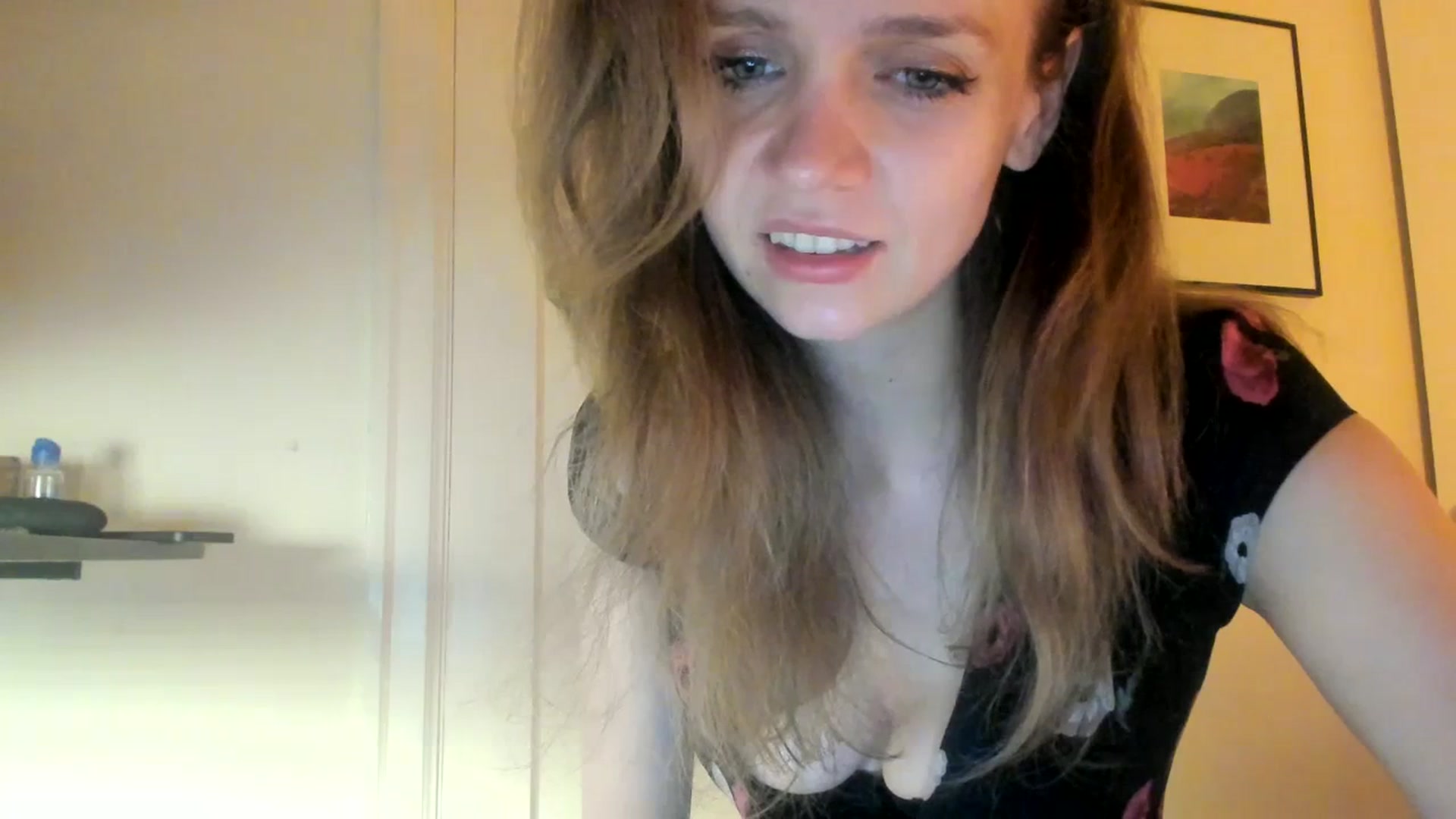Gallery image thumbnail from muffinmoon's myfreecams stream on, 07/01/2023, 06:36 image 10 of 20