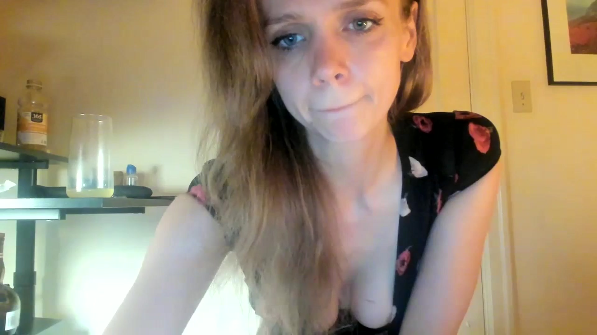 Gallery image thumbnail from muffinmoon's myfreecams stream on, 07/01/2023, 06:36 image 19 of 20