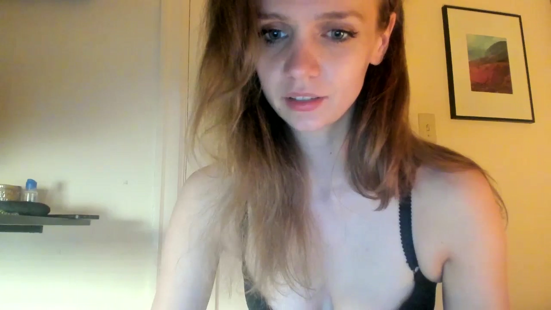 Gallery image thumbnail from muffinmoon's myfreecams stream on, 07/01/2023, 07:08 image 8 of 20