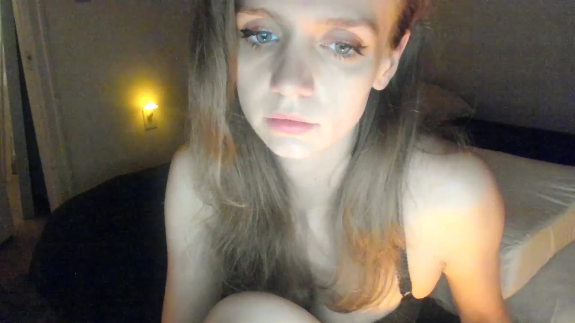 Gallery image thumbnail from muffinmoon's myfreecams stream on, 07/01/2023, 07:08 image 19 of 20