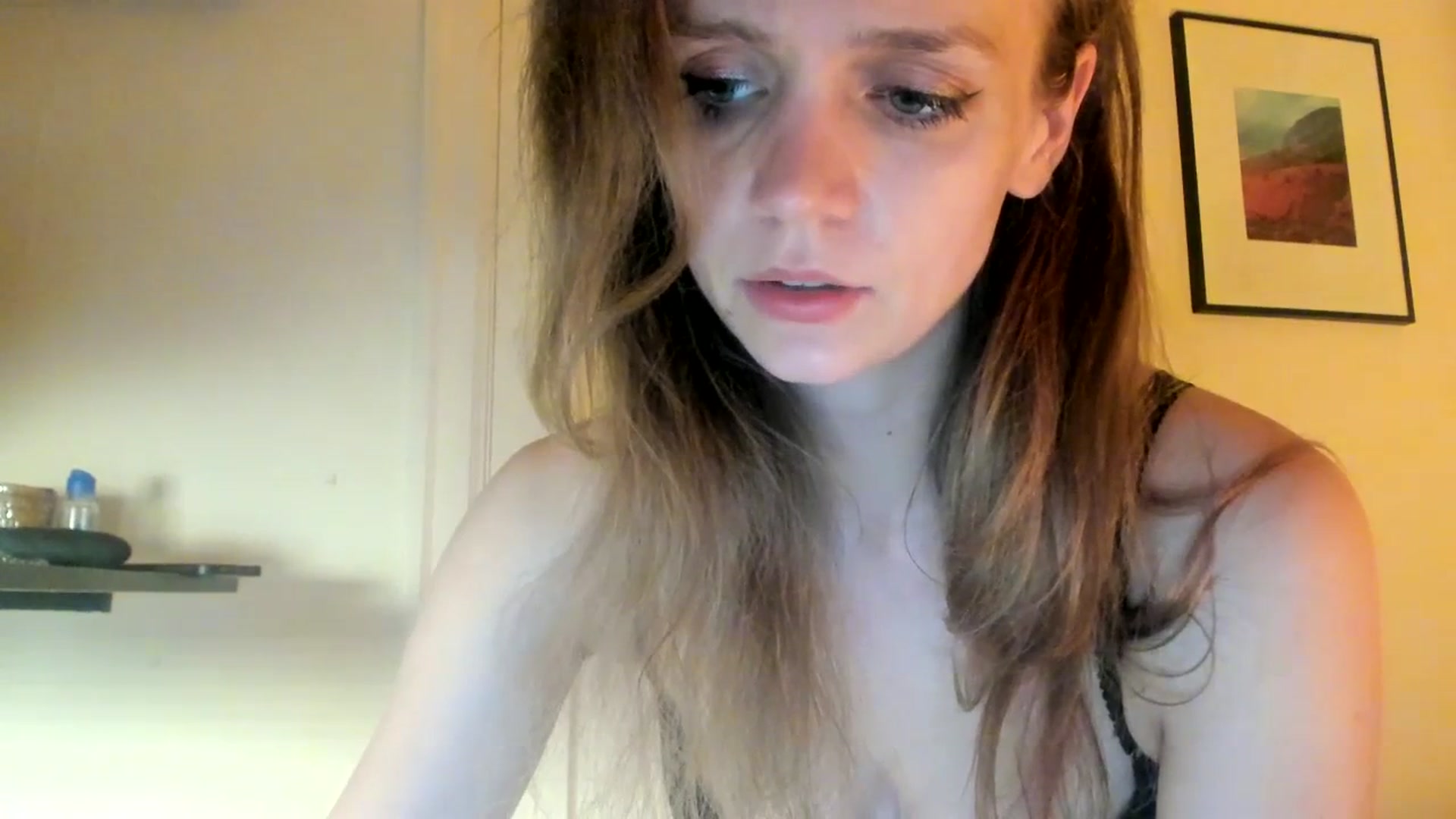 Gallery image thumbnail from muffinmoon's myfreecams stream on, 07/01/2023, 07:08 image 2 of 20