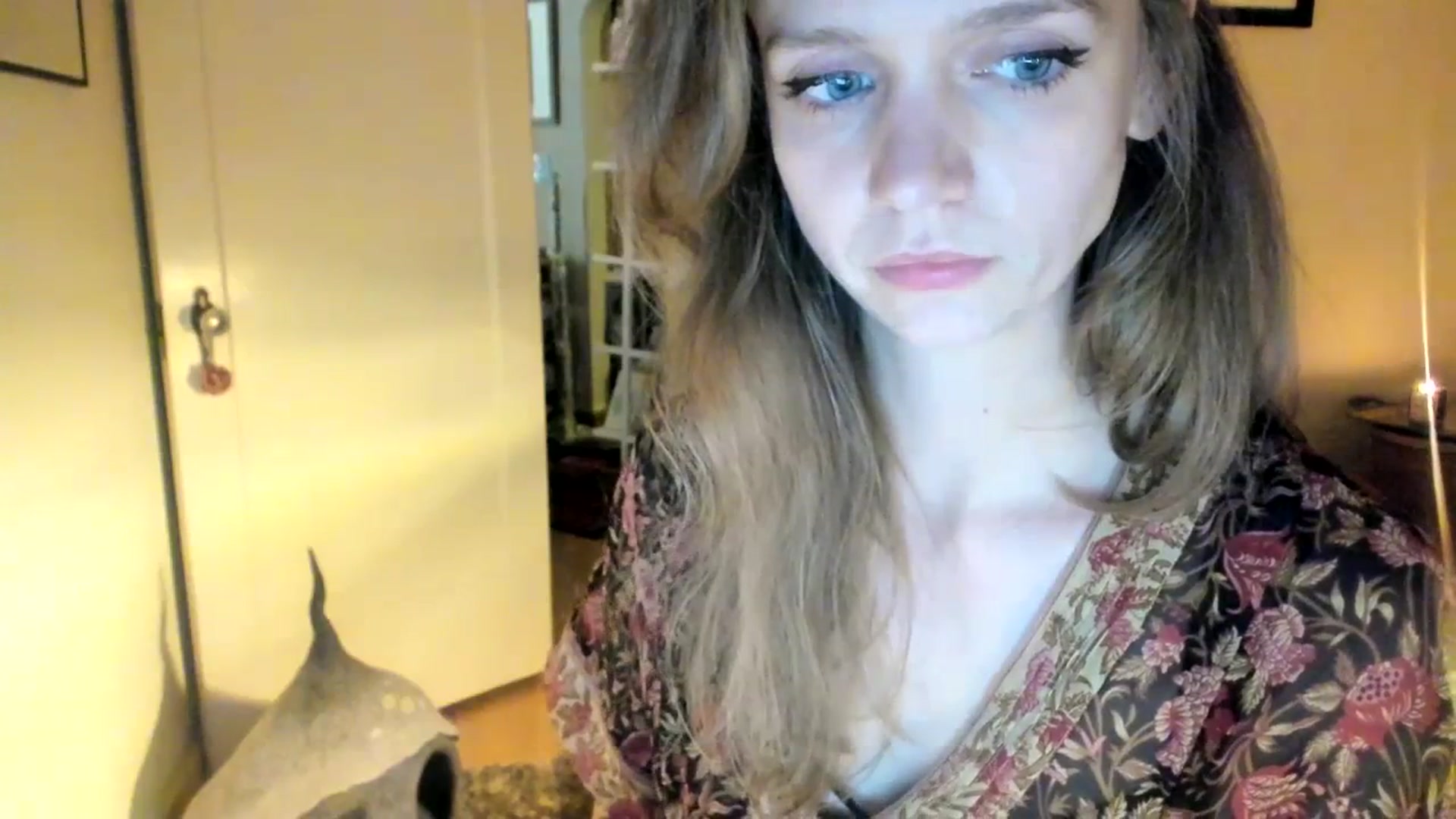 Gallery image thumbnail from muffinmoon's myfreecams stream on, 07/09/2023, 06:30 image 16 of 20