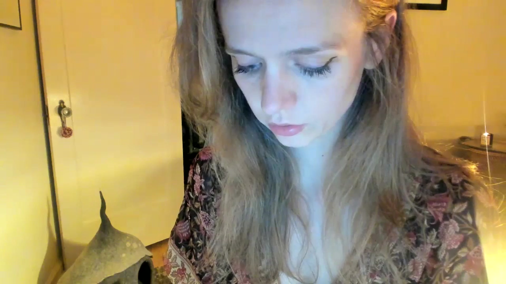 Gallery image thumbnail from muffinmoon's myfreecams stream on, 07/09/2023, 06:30 image 14 of 20