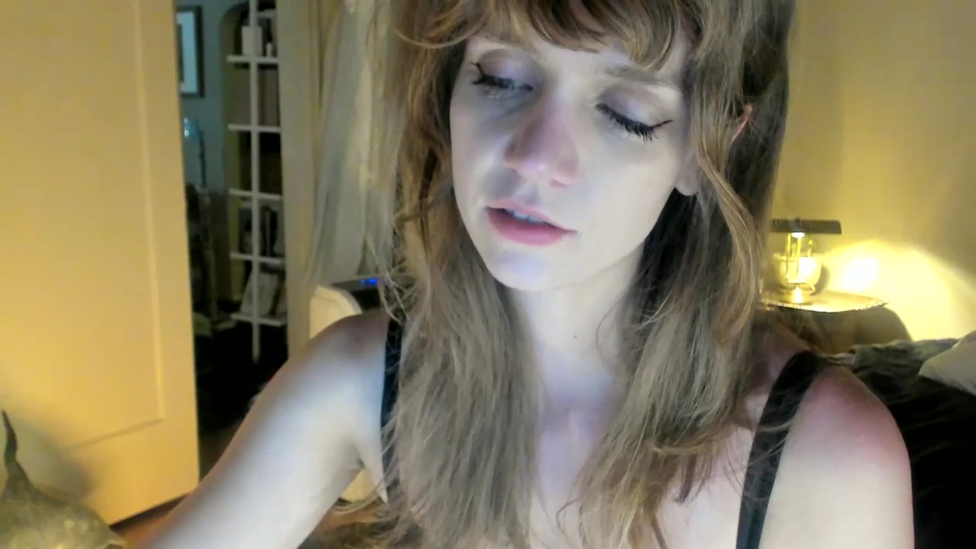 Gallery image thumbnail from muffinmoon's myfreecams stream on, 07/10/2023, 05:39 image 4 of 20