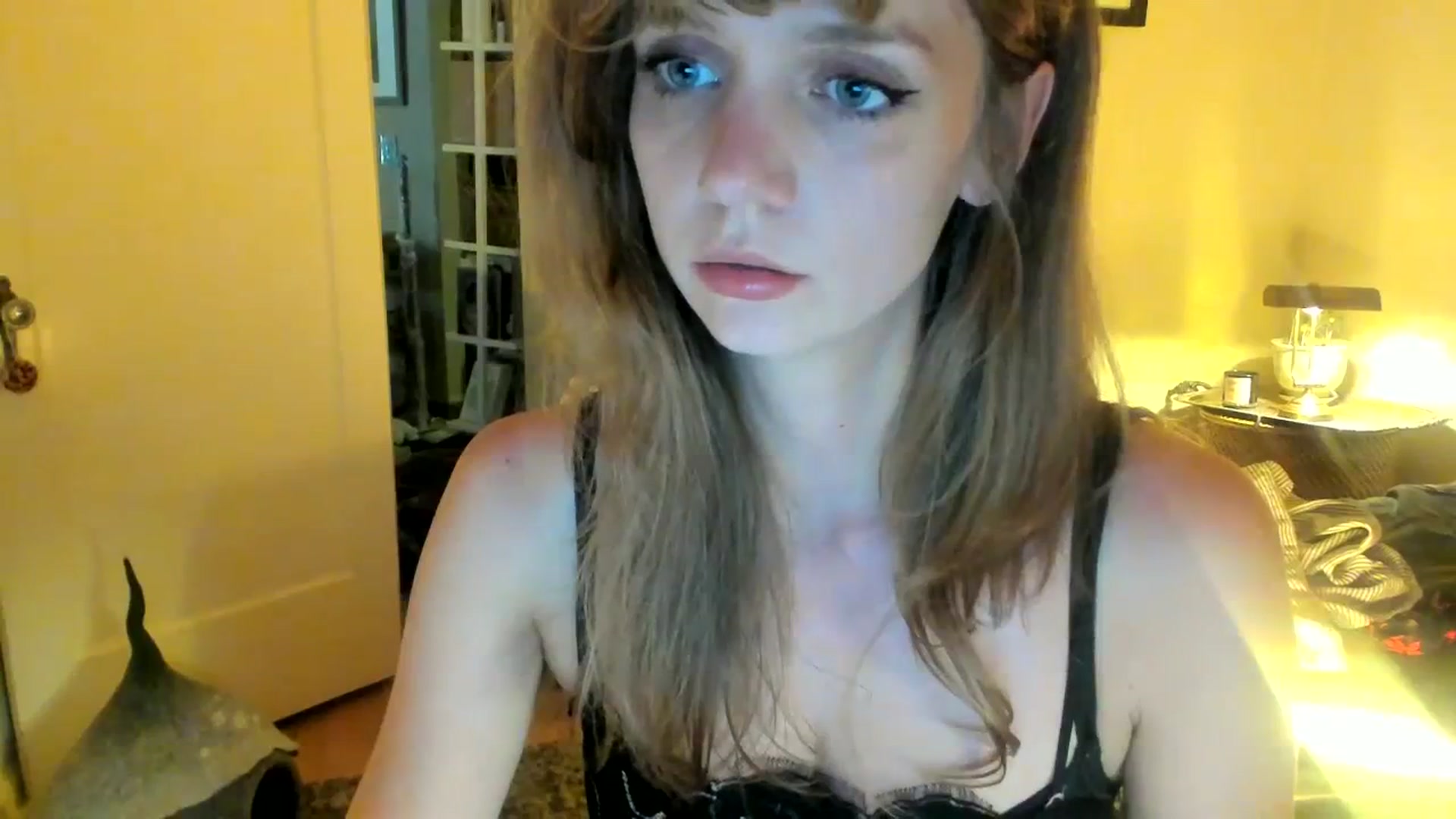 Gallery image thumbnail from muffinmoon's myfreecams stream on, 07/10/2023, 06:17 image 11 of 20