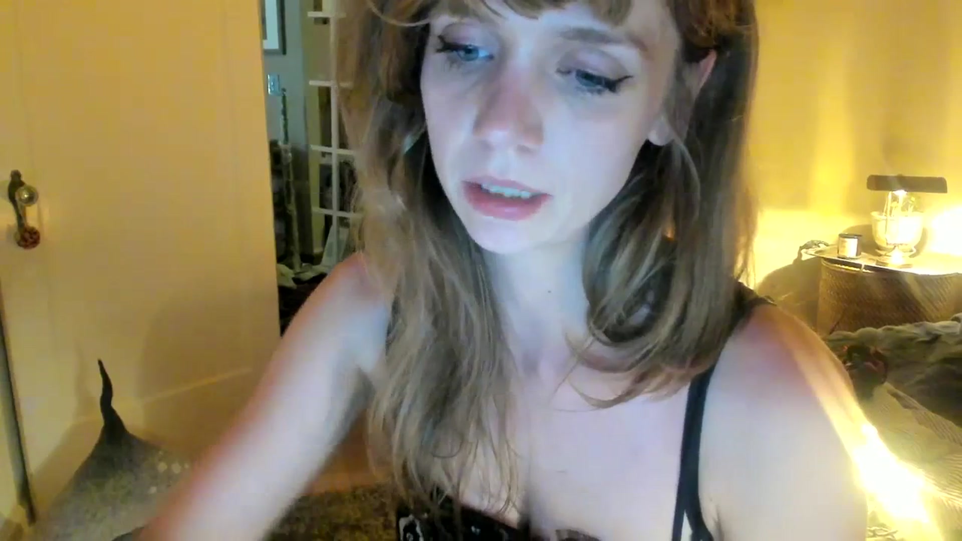 Gallery image thumbnail from muffinmoon's myfreecams stream on, 07/10/2023, 06:17 image 5 of 20