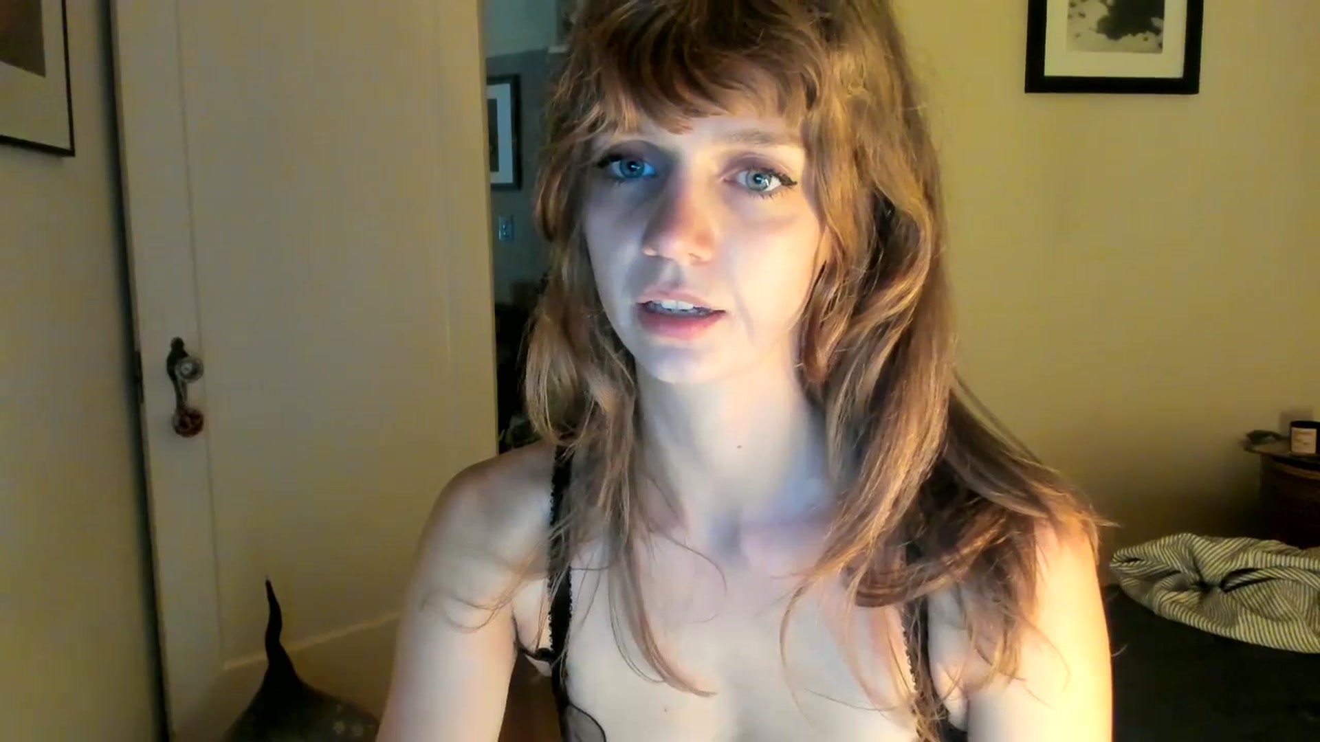 Gallery image thumbnail from muffinmoon's myfreecams stream on, 07/14/2023, 06:17 image 14 of 20