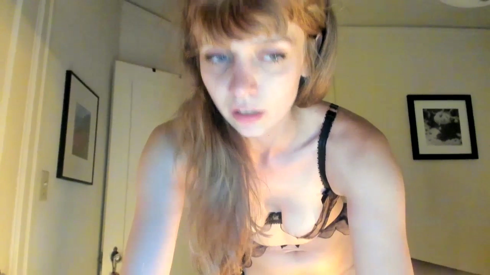 Gallery image thumbnail from muffinmoon's myfreecams stream on, 07/14/2023, 06:17 image 16 of 20