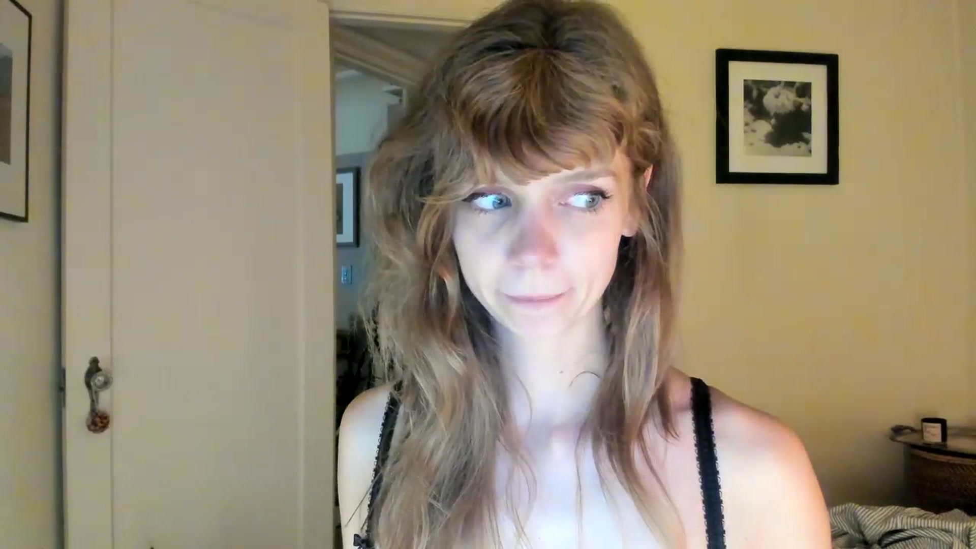 Gallery image thumbnail from muffinmoon's myfreecams stream on, 07/14/2023, 06:17 image 13 of 20