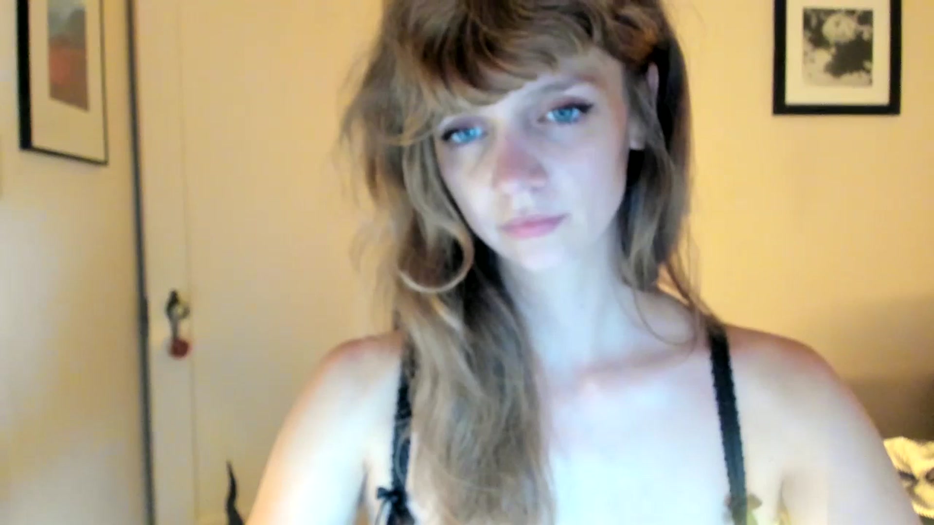 Gallery image thumbnail from muffinmoon's myfreecams stream on, 07/14/2023, 06:17 image 2 of 20