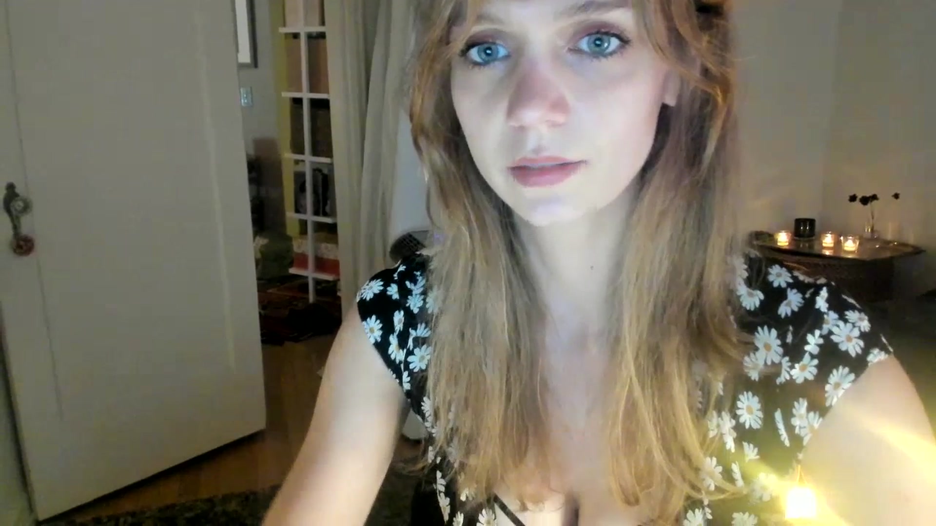 Gallery image thumbnail from muffinmoon's myfreecams stream on, 07/16/2023, 04:18 image 15 of 20
