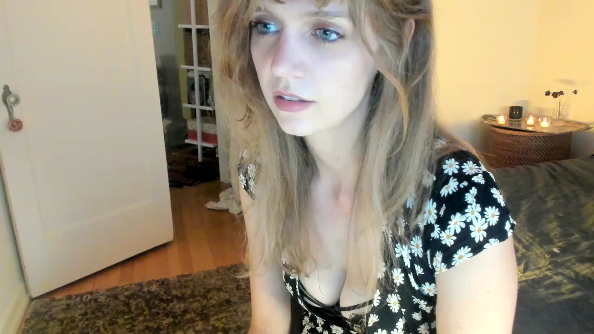 Gallery image thumbnail from muffinmoon's myfreecams stream on, 07/16/2023, 04:18 image 4 of 20
