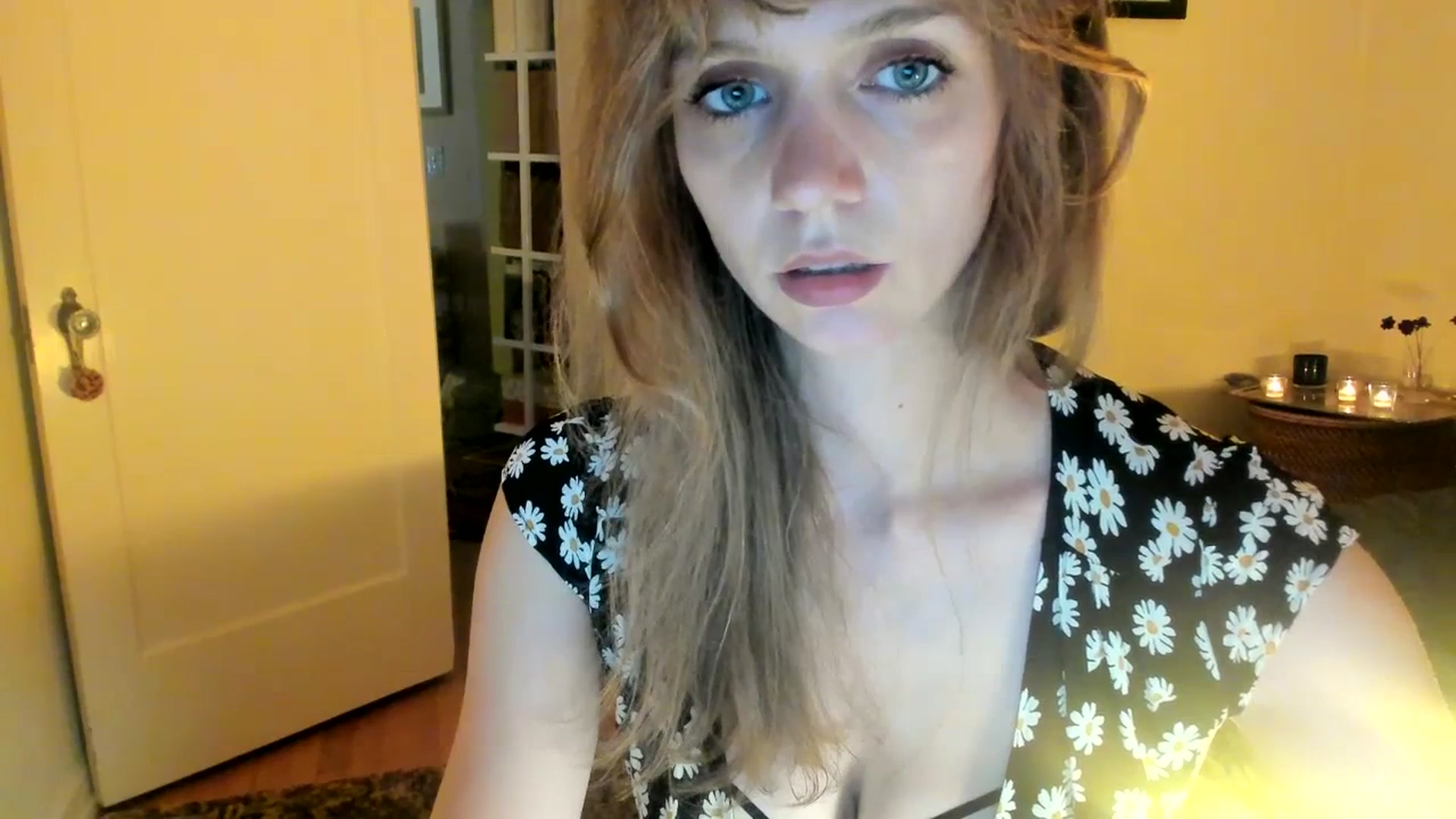 Gallery image thumbnail from muffinmoon's myfreecams stream on, 07/16/2023, 04:49 image 6 of 20