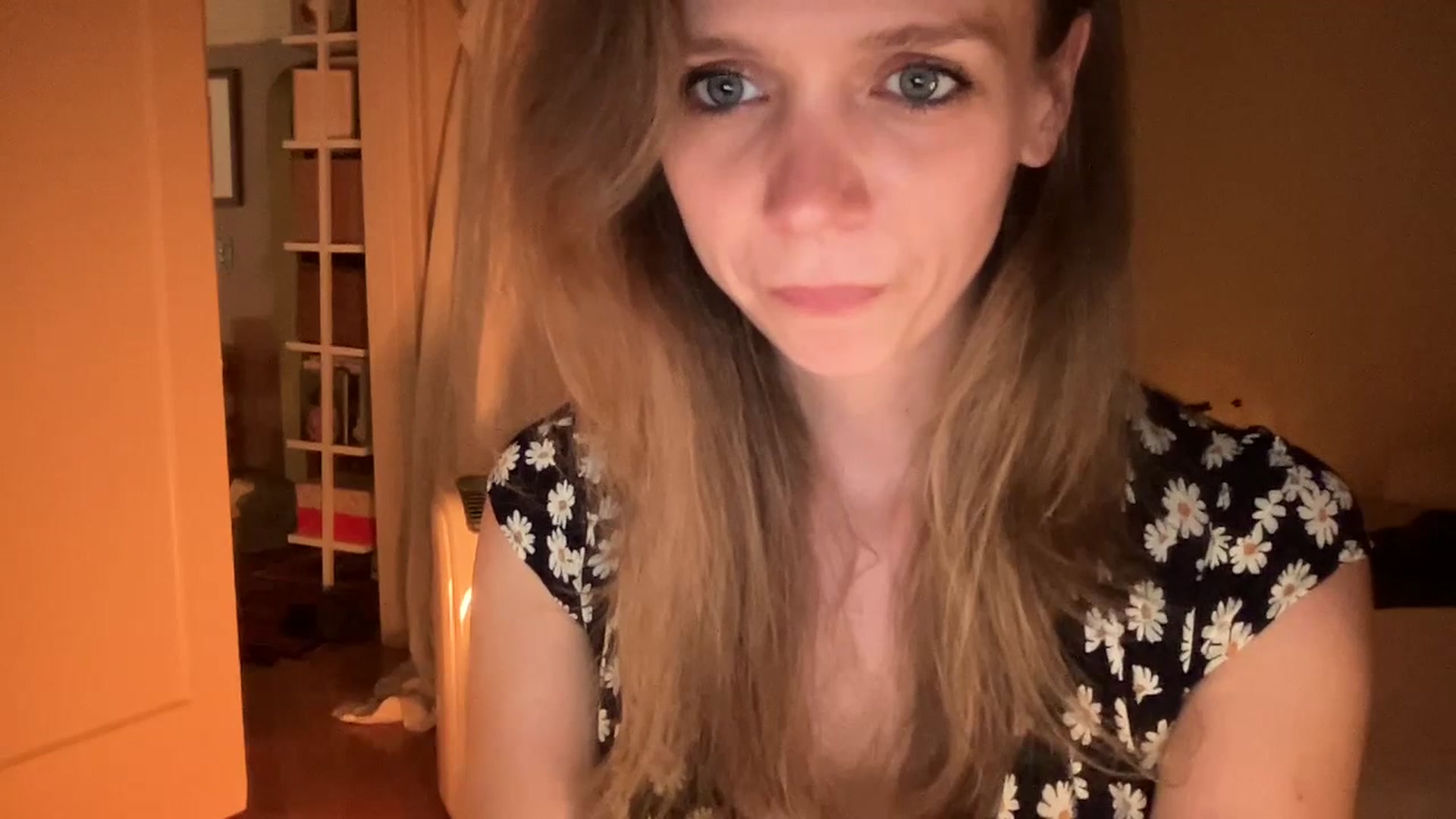 Gallery image thumbnail from muffinmoon's myfreecams stream on, 07/16/2023, 05:51 image 16 of 20