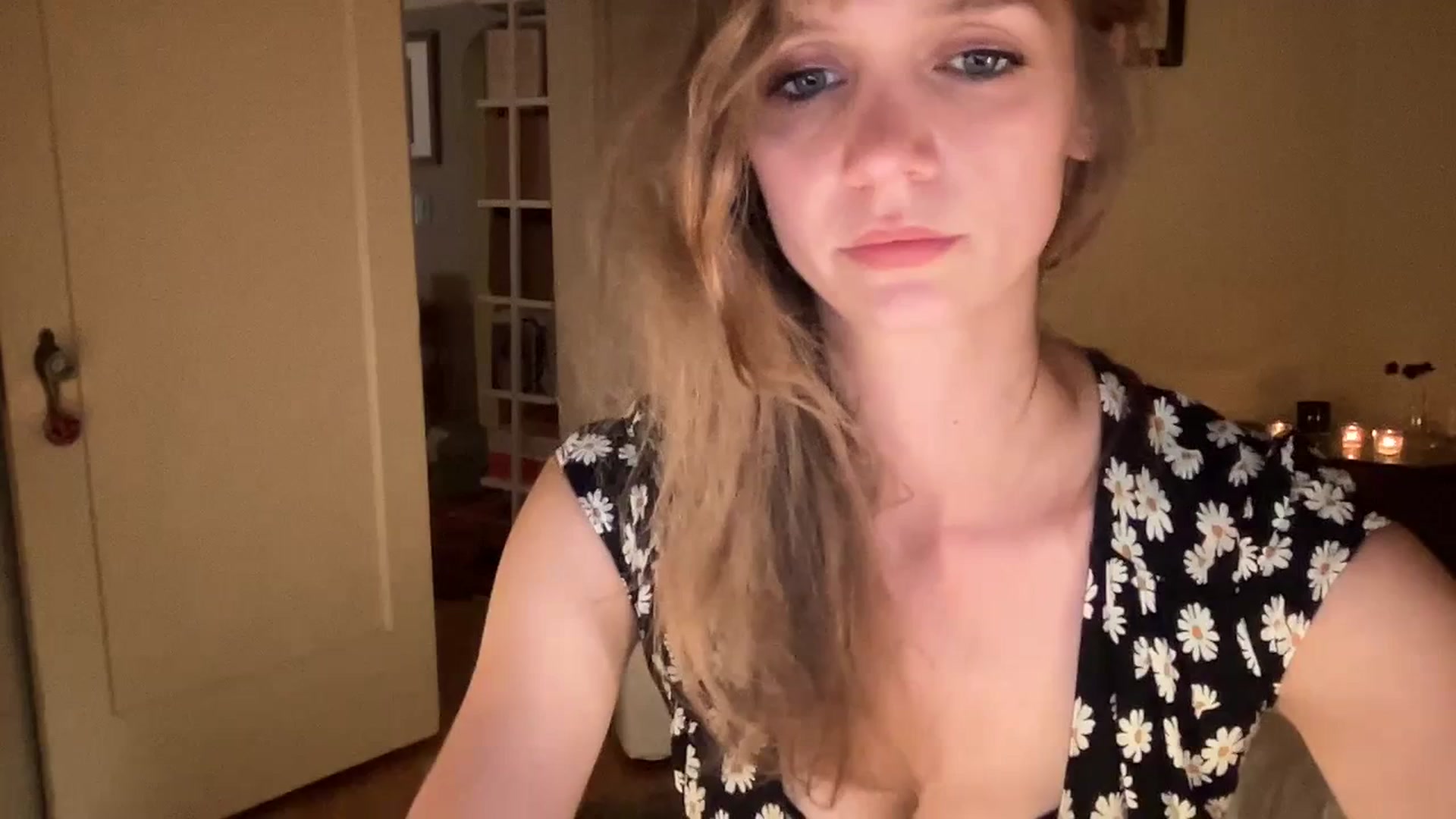 Gallery image thumbnail from muffinmoon's myfreecams stream on, 07/16/2023, 05:51 image 1 of 20