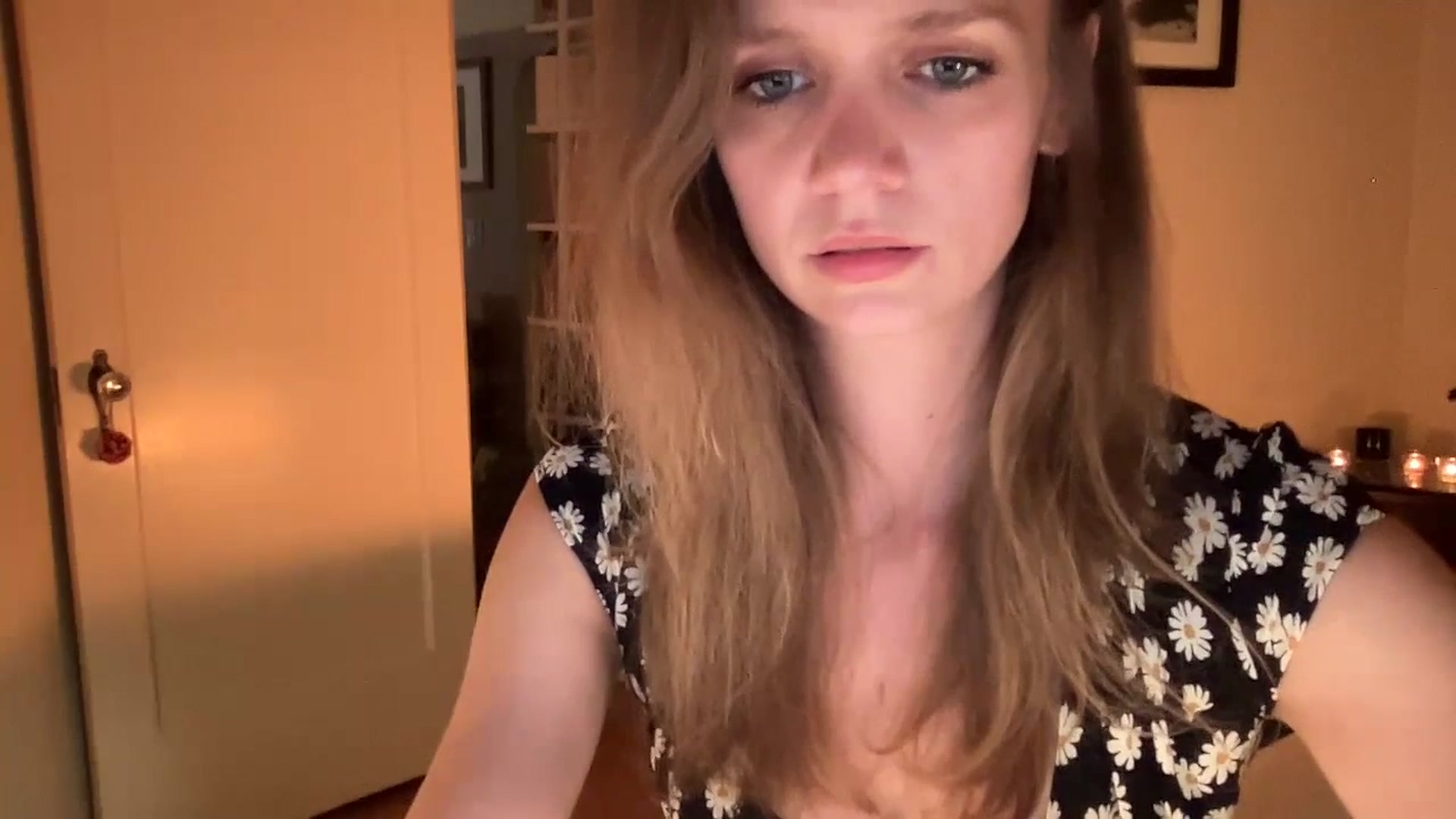 Gallery image thumbnail from muffinmoon's myfreecams stream on, 07/16/2023, 05:51 image 9 of 20