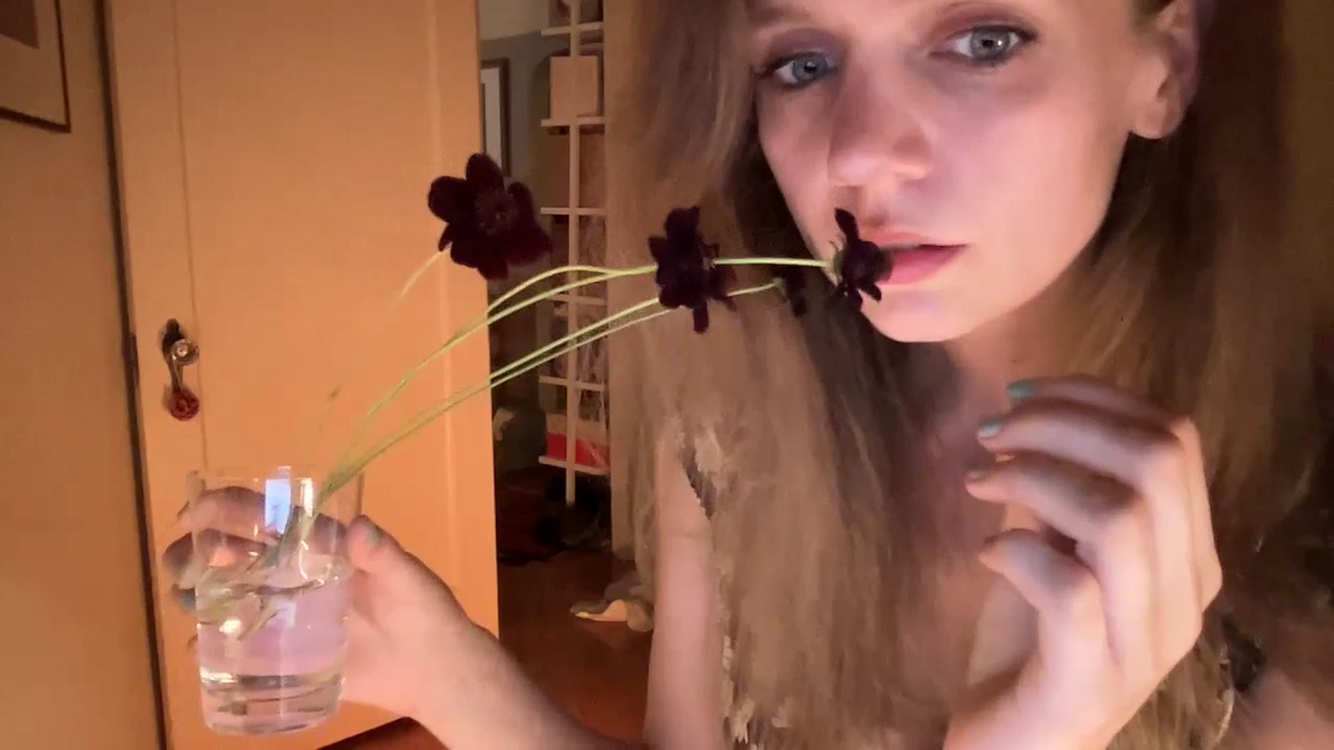 Gallery image thumbnail from muffinmoon's myfreecams stream on, 07/16/2023, 05:51 image 19 of 20