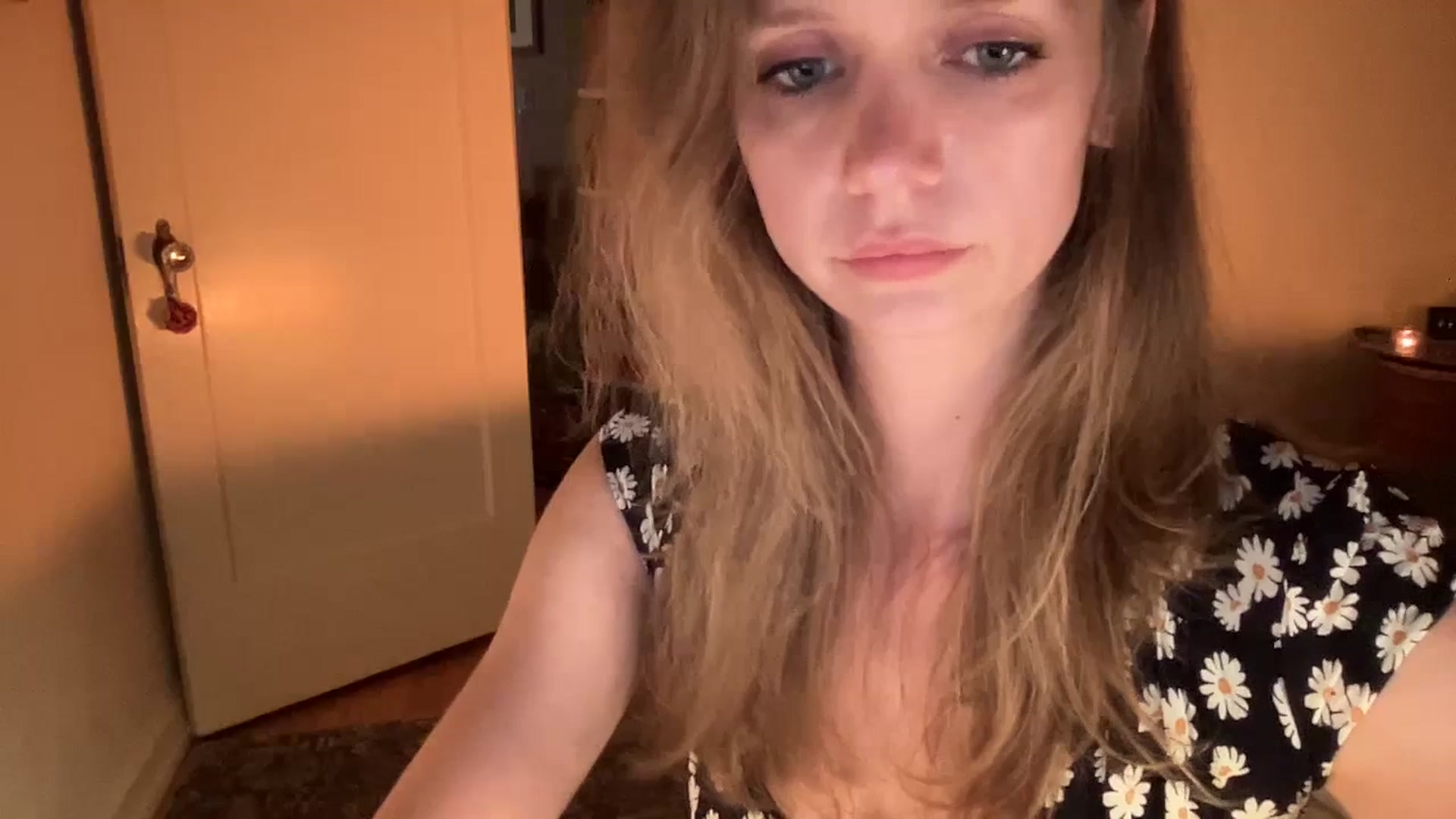Gallery image thumbnail from muffinmoon's myfreecams stream on, 07/16/2023, 05:51 image 8 of 20