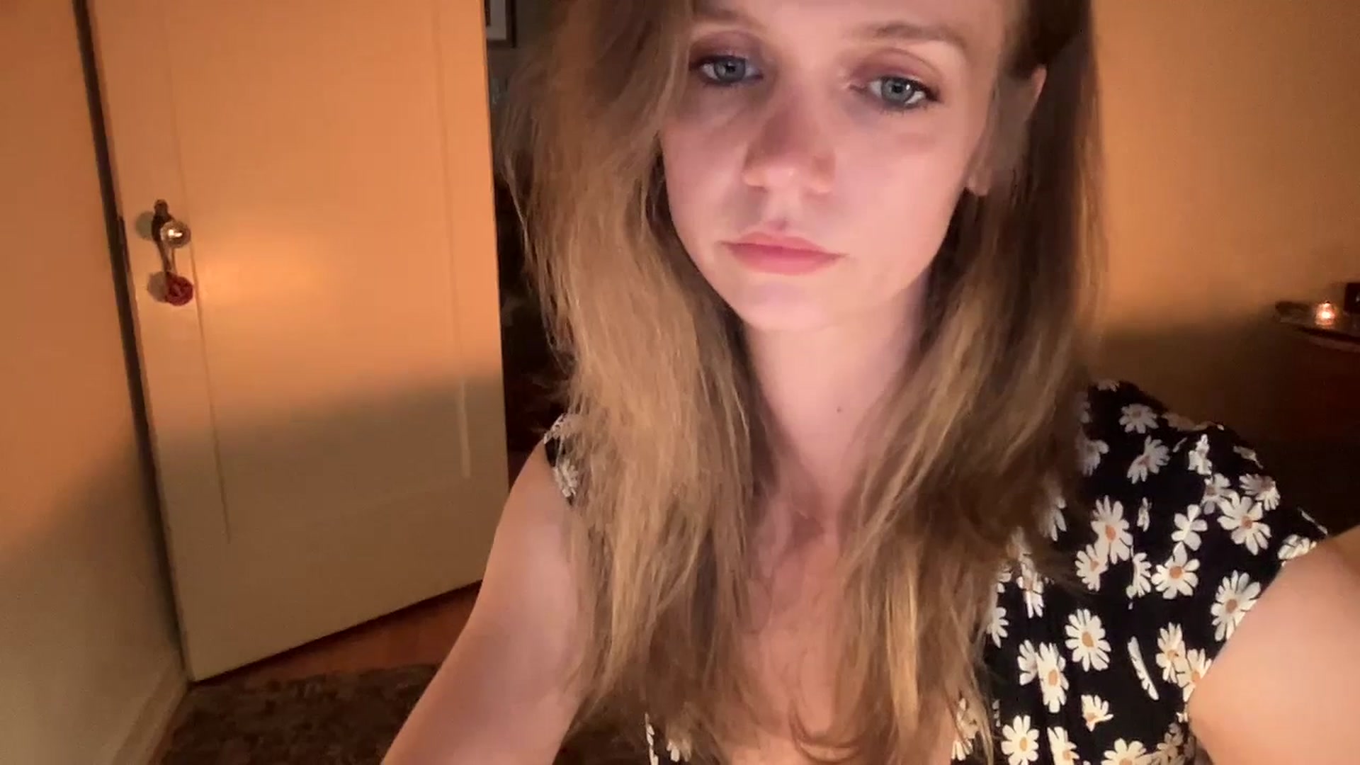 Gallery image thumbnail from muffinmoon's myfreecams stream on, 07/16/2023, 05:51 image 7 of 20