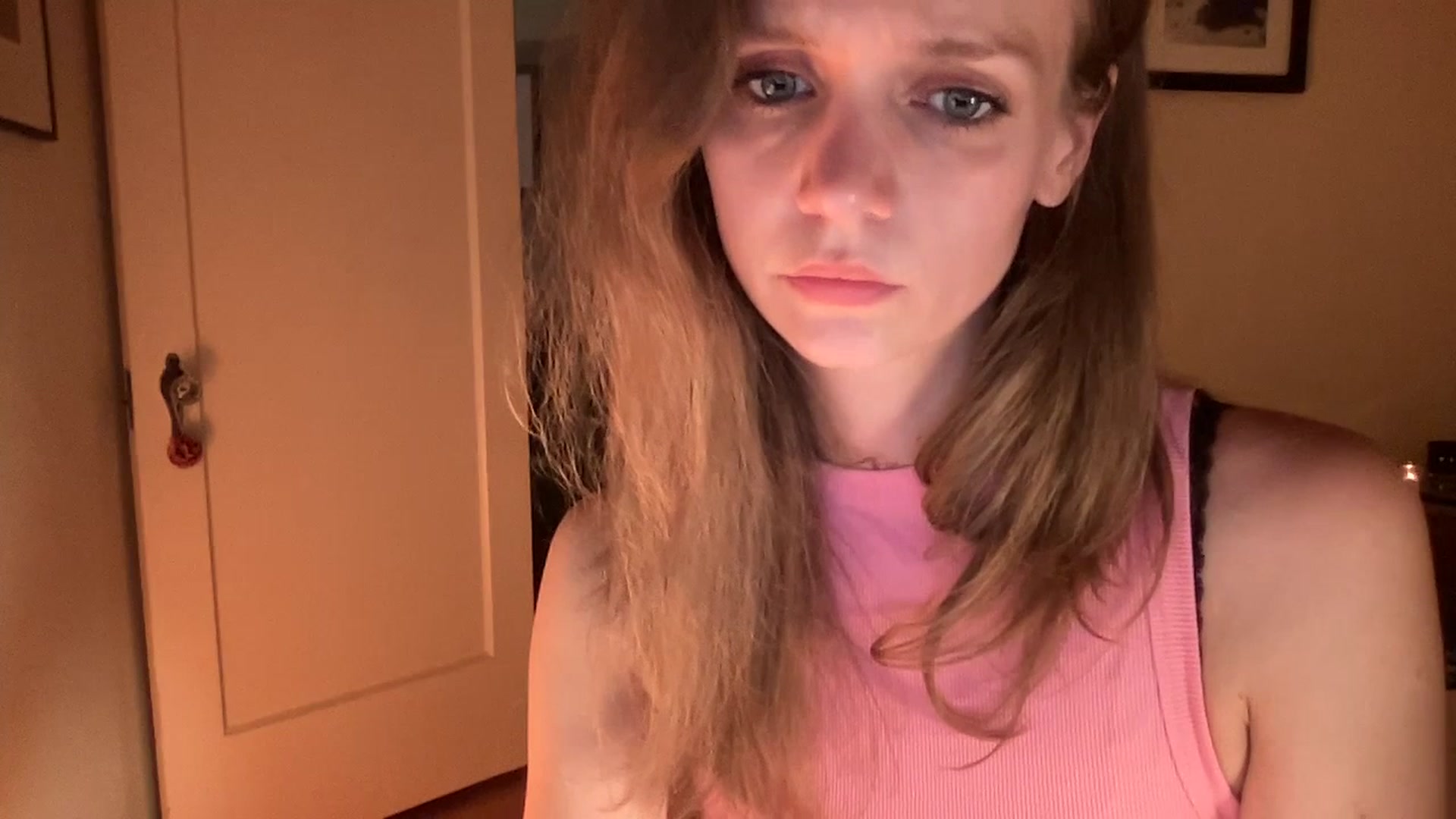 Gallery image thumbnail from muffinmoon's myfreecams stream on, 07/16/2023, 08:18 image 4 of 20