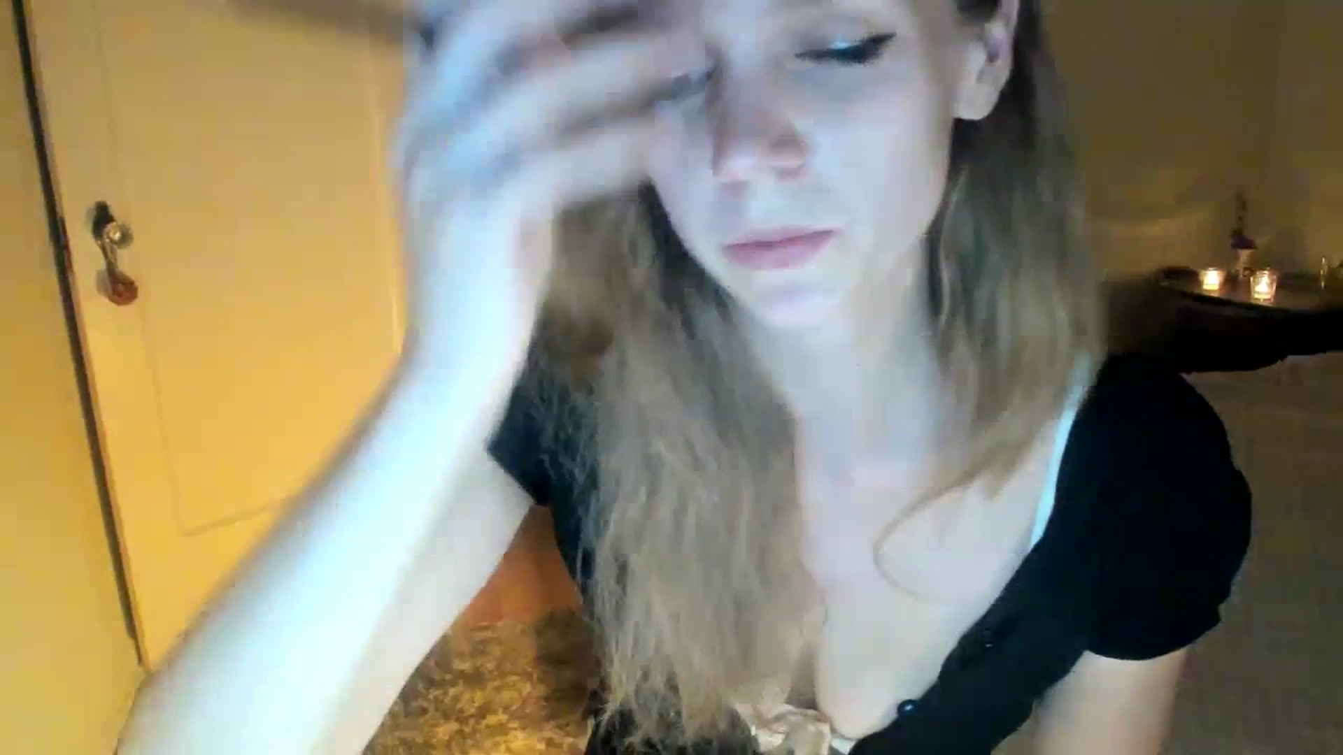 Gallery image thumbnail from muffinmoon's myfreecams stream on, 07/21/2023, 05:57 image 16 of 20