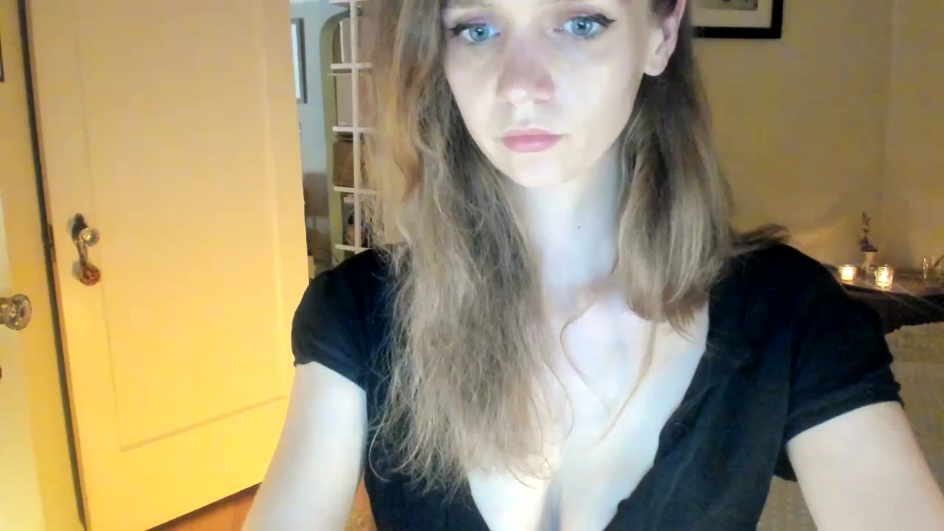 Gallery image thumbnail from muffinmoon's myfreecams stream on, 07/21/2023, 05:57 image 17 of 20