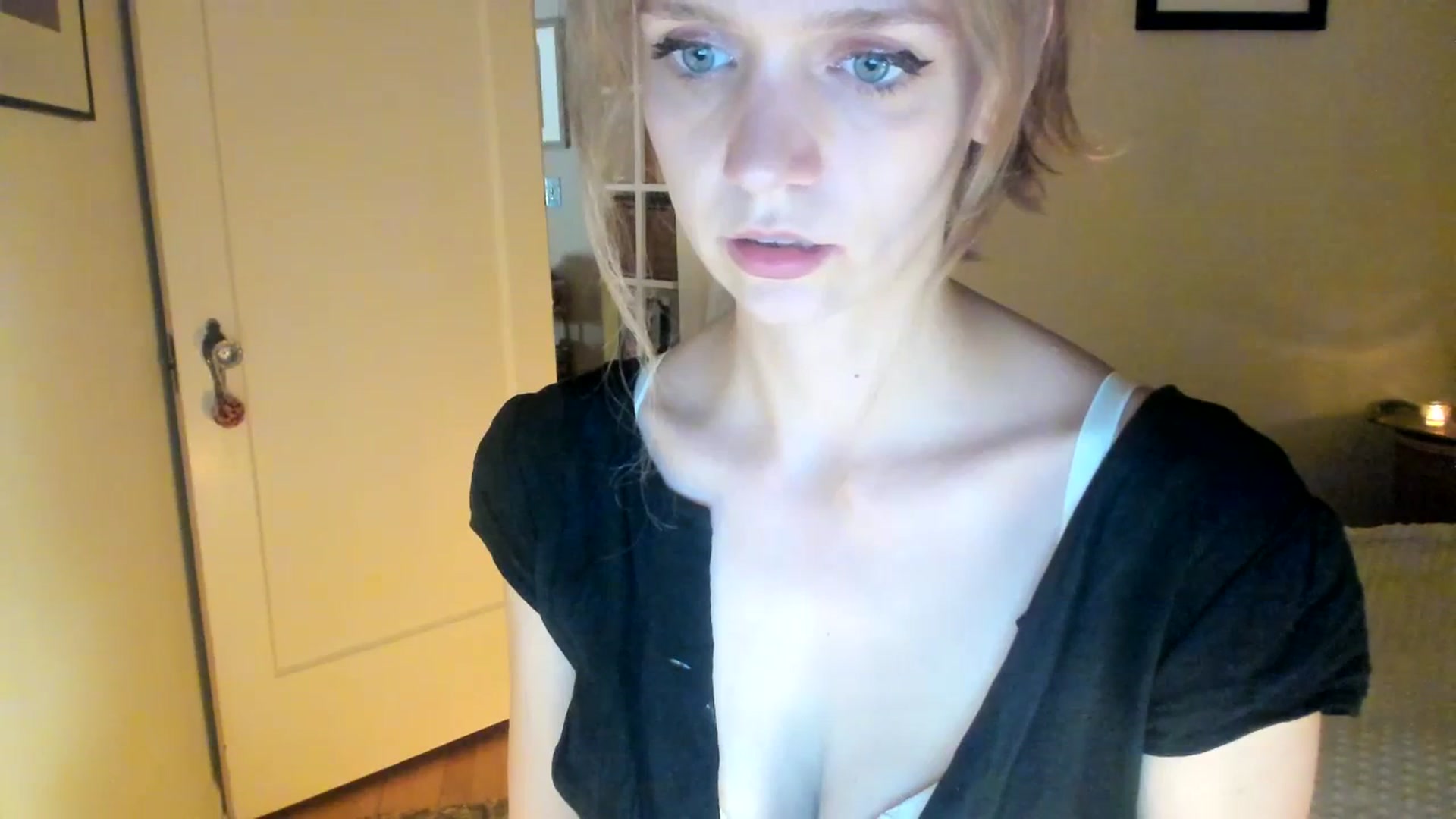 Gallery image thumbnail from muffinmoon's myfreecams stream on, 07/21/2023, 05:57 image 8 of 20