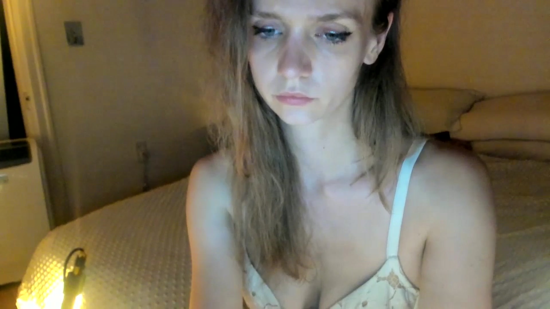 Gallery image thumbnail from muffinmoon's myfreecams stream on, 07/21/2023, 07:04 image 17 of 20