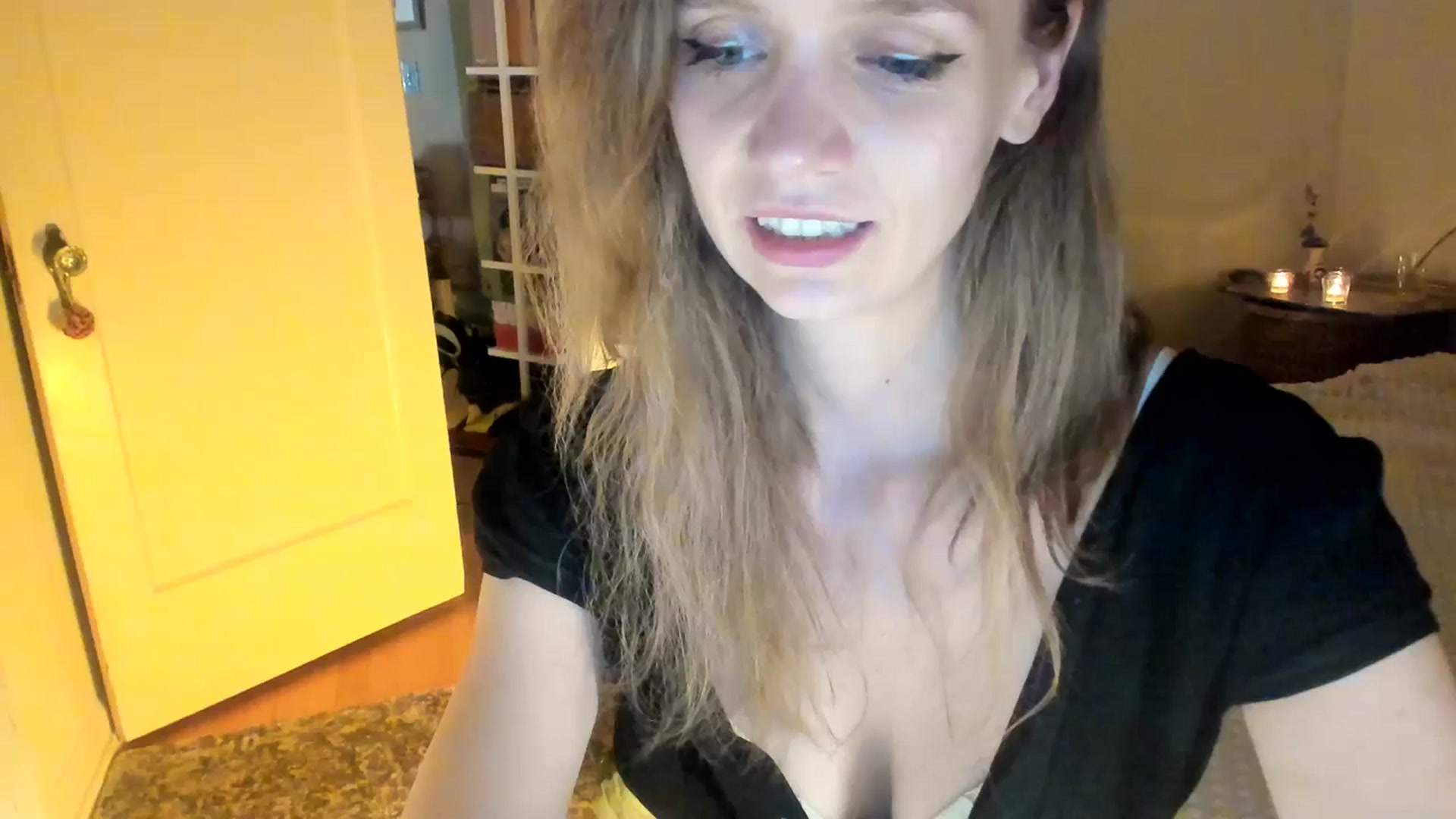 Gallery image thumbnail from muffinmoon's myfreecams stream on, 07/21/2023, 07:04 image 4 of 20