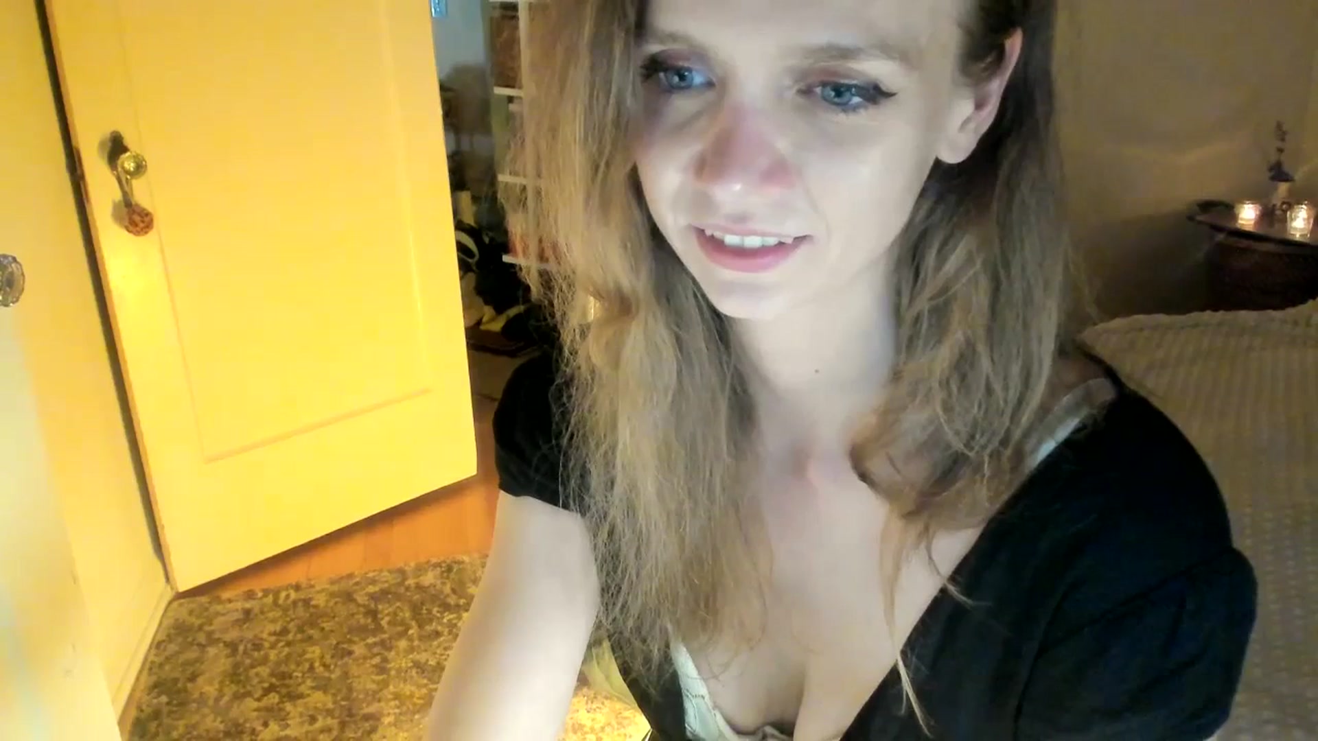 Gallery image thumbnail from muffinmoon's myfreecams stream on, 07/21/2023, 07:04 image 13 of 20