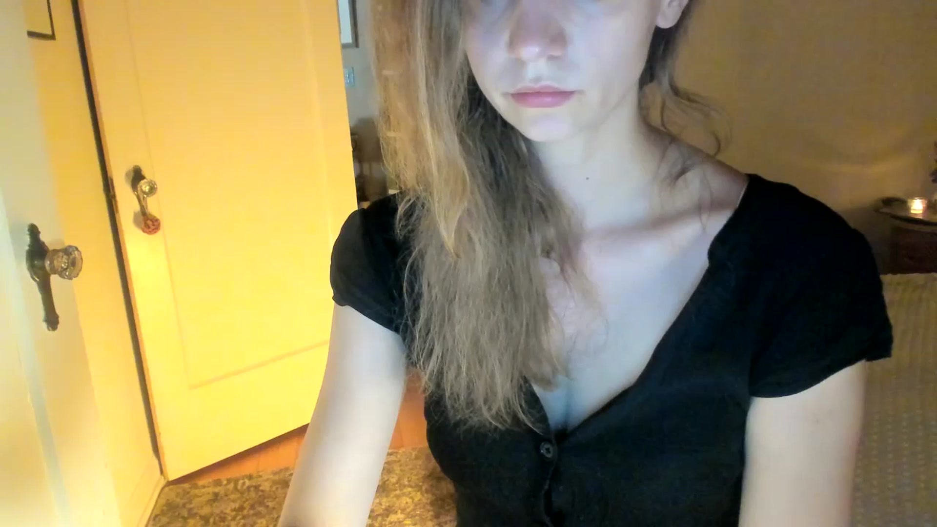 Gallery image thumbnail from muffinmoon's myfreecams stream on, 07/21/2023, 07:04 image 1 of 20