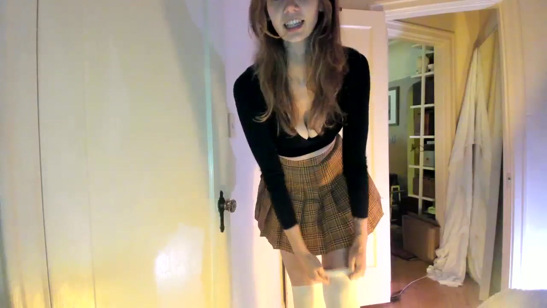 Gallery image thumbnail from muffinmoon's myfreecams stream on, 09/28/2023, 04:13 image 2 of 20