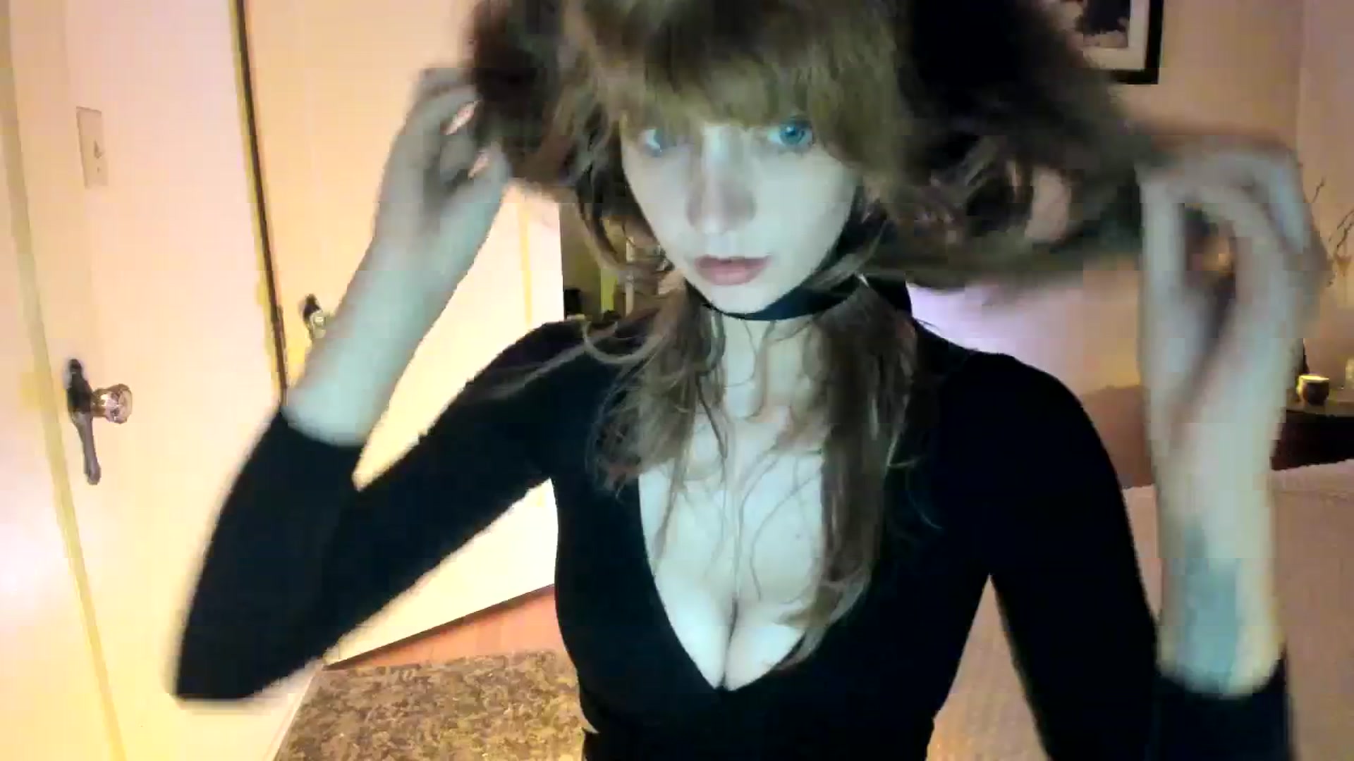 Gallery image thumbnail from muffinmoon's myfreecams stream on, 09/28/2023, 04:13 image 5 of 20