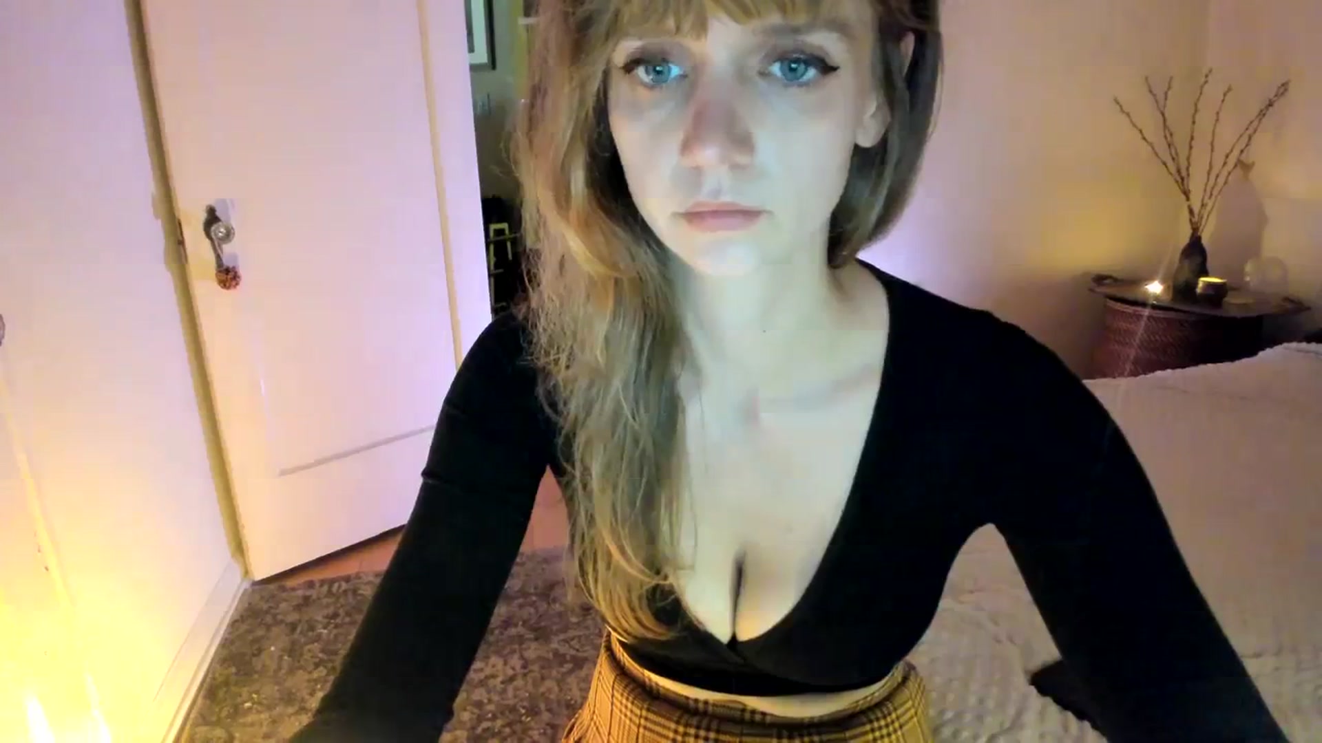 Gallery image thumbnail from muffinmoon's myfreecams stream on, 09/28/2023, 06:04 image 20 of 20