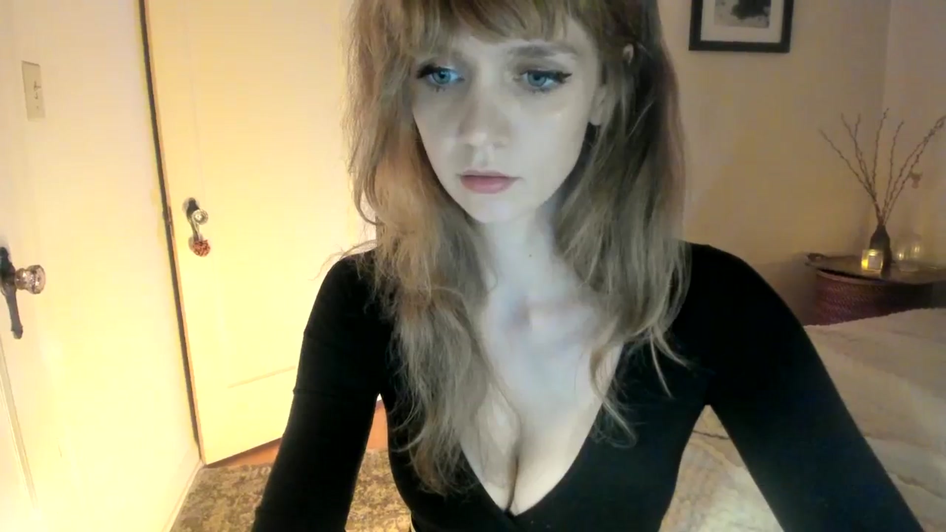 Gallery image thumbnail from muffinmoon's myfreecams stream on, 10/05/2023, 06:04 image 5 of 20