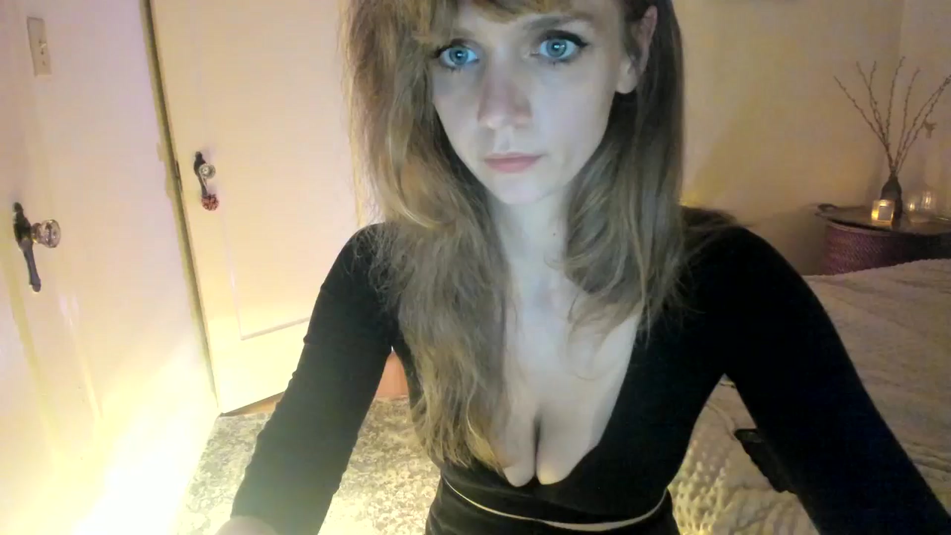 Gallery image thumbnail from muffinmoon's myfreecams stream on, 10/05/2023, 06:04 image 18 of 20