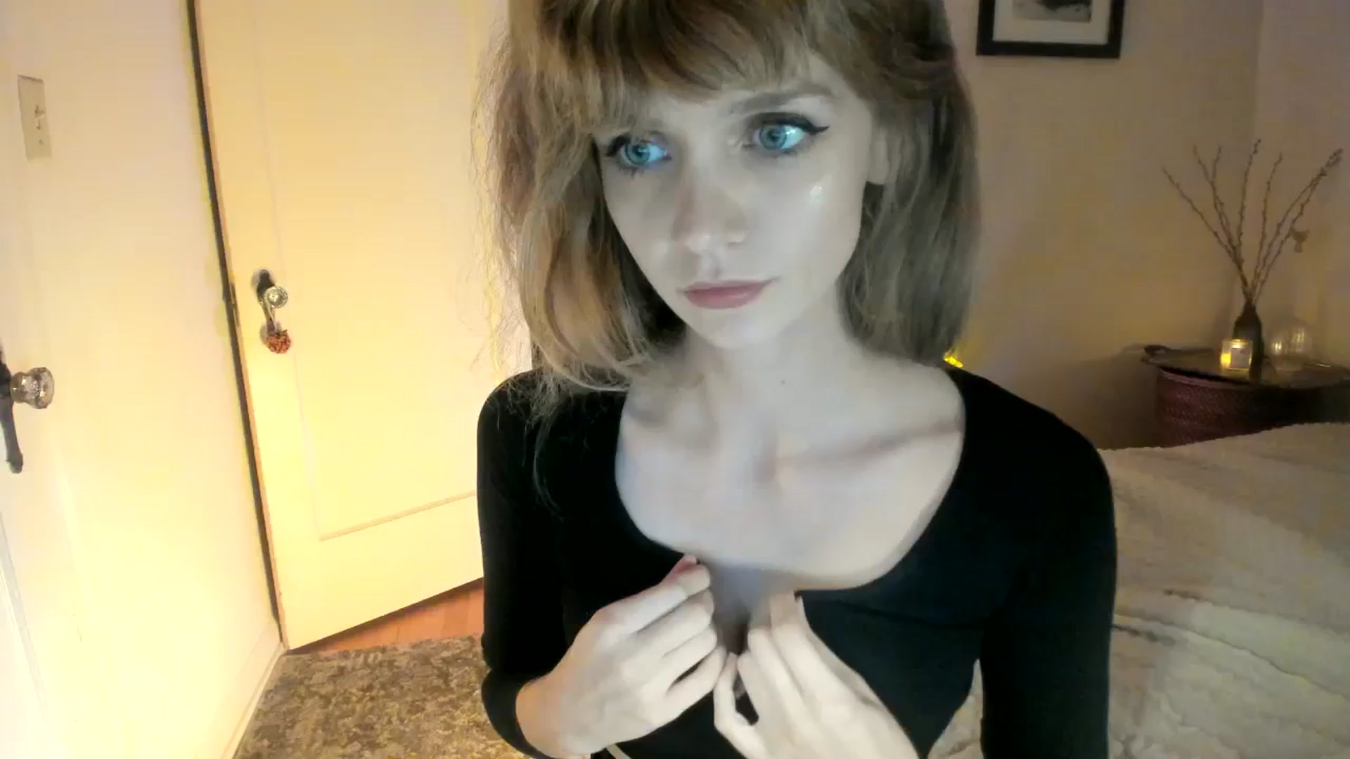 Gallery image thumbnail from muffinmoon's myfreecams stream on, 10/05/2023, 06:04 image 3 of 20